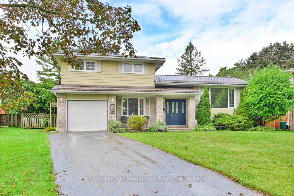 Photo 2 of 8 Panter Circle, Belleville, Belleville Ward — HOMEH