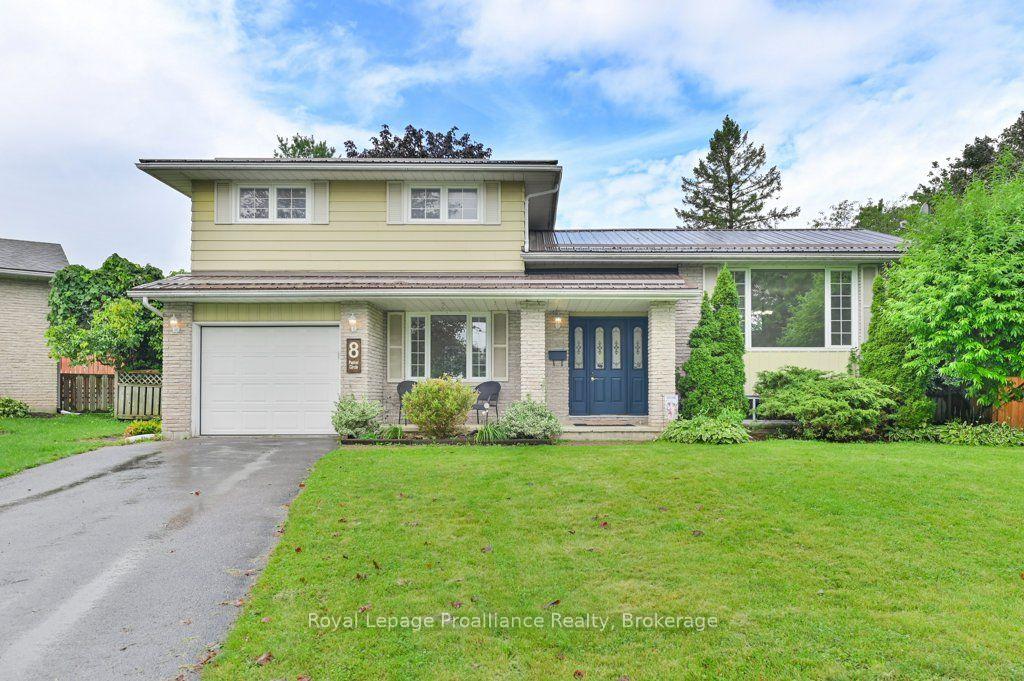 Photo 3 of 8 Panter Circle, Belleville, Belleville Ward — HOMEH