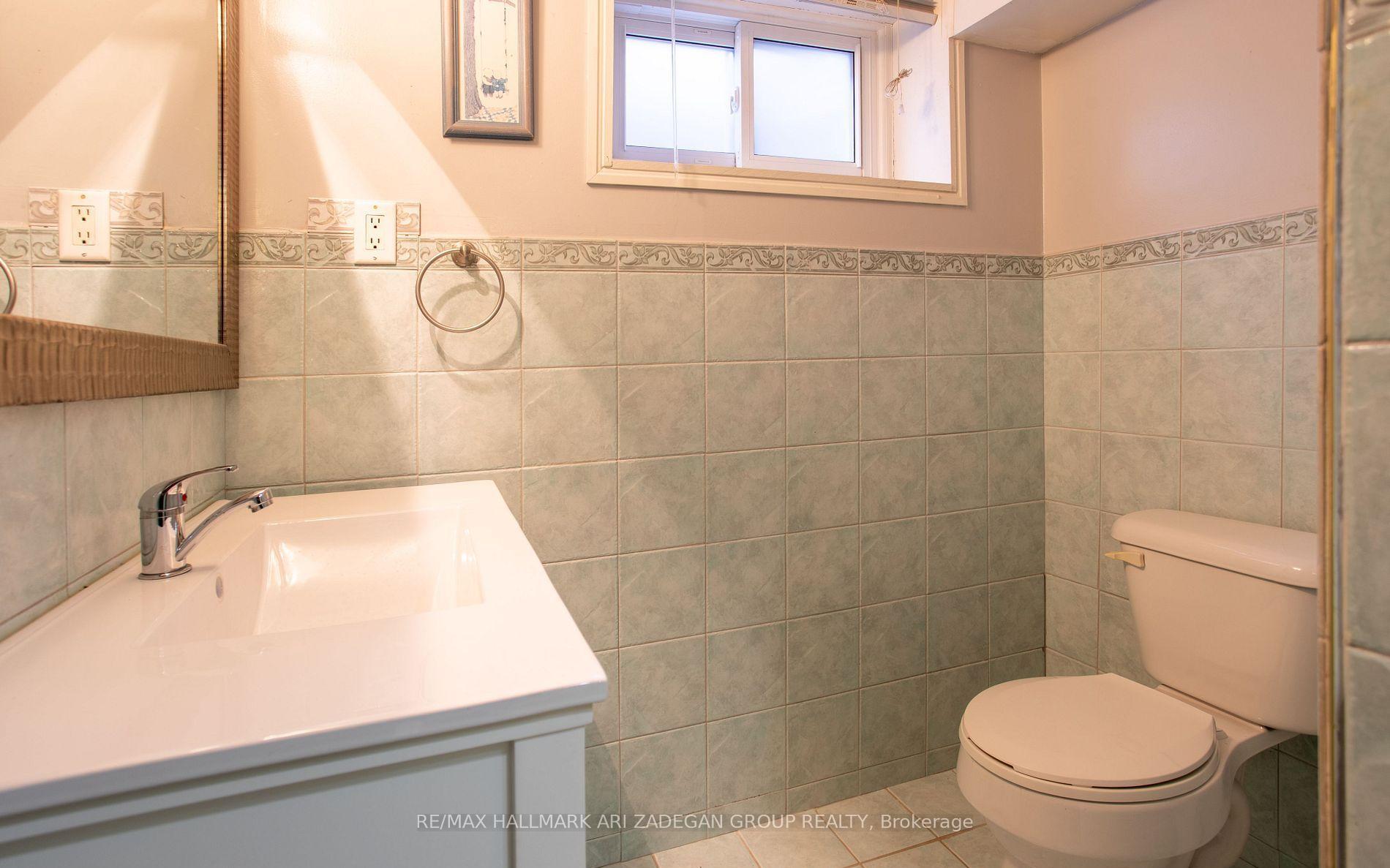 Photo 25 of 210 Harrygan Crescent, Richmond Hill, Mill Pond — HOMEH