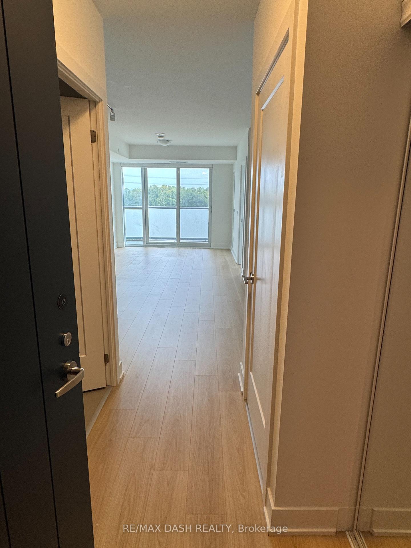 Photo 3 of Unit 736, 2545 Simcoe Street N, Oshawa, Windfields — HOMEH