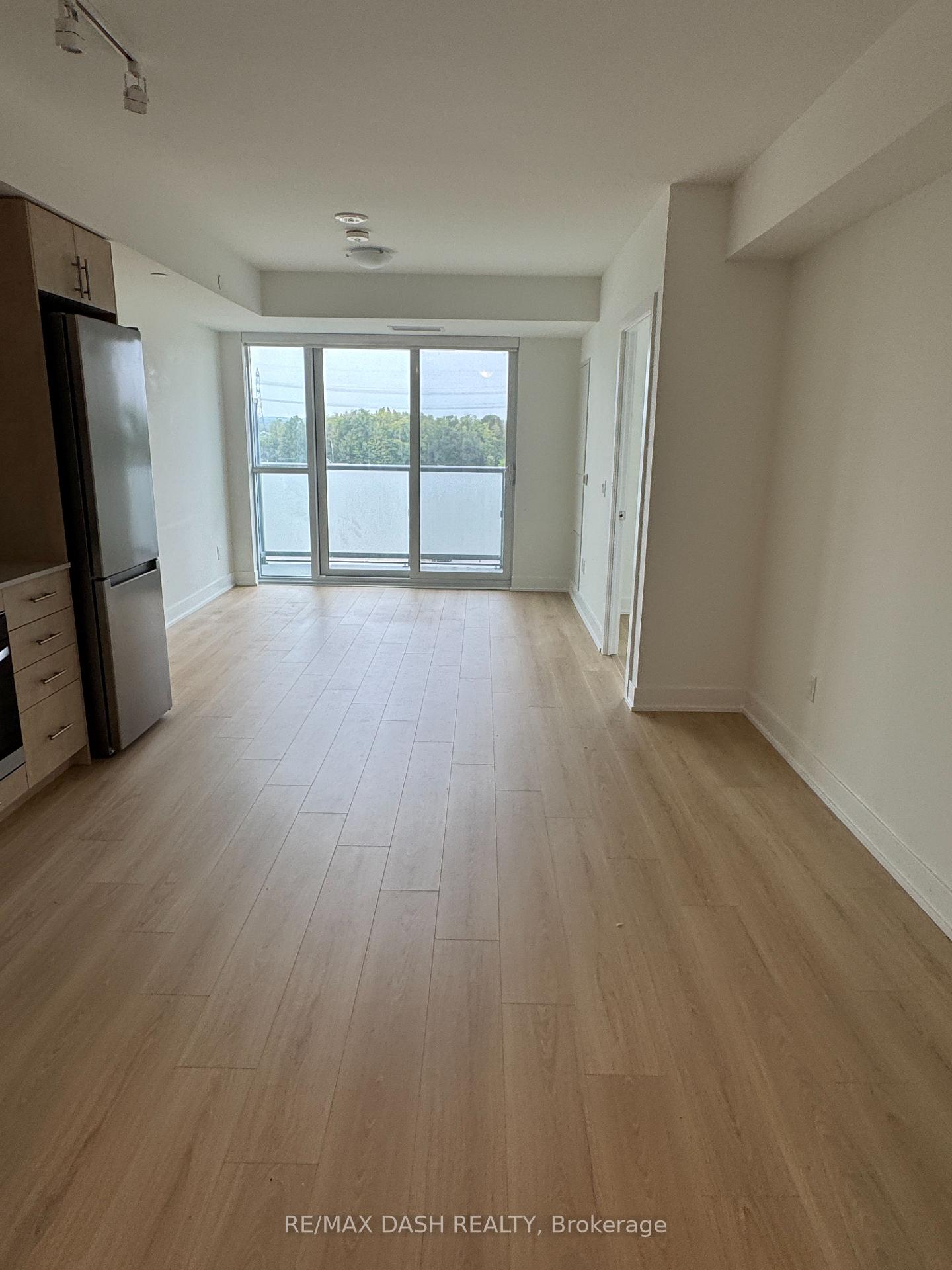 Photo 6 of Unit 736, 2545 Simcoe Street N, Oshawa, Windfields — HOMEH