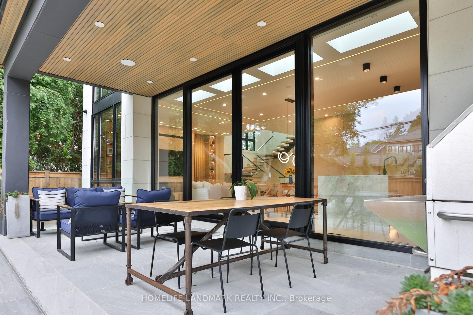 Photo 9 of 12 Bernice Avenue, Etobicoke, Stonegate-Queensway — HOMEH