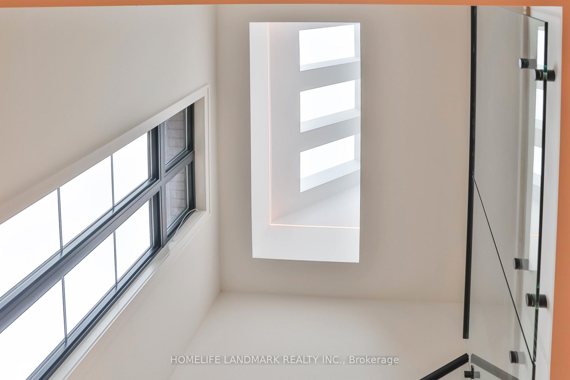 Photo 28 of 12 Bernice Avenue, Etobicoke, Stonegate-Queensway — HOMEH