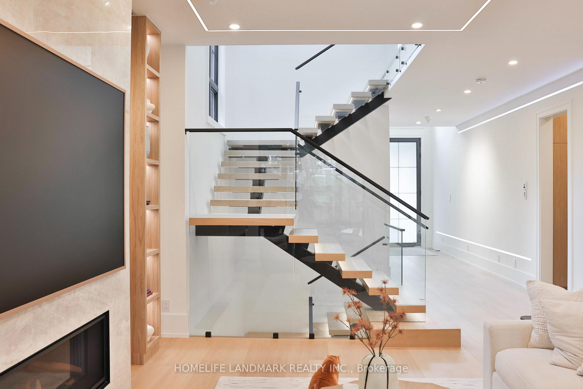 Photo 30 of 12 Bernice Avenue, Etobicoke, Stonegate-Queensway — HOMEH