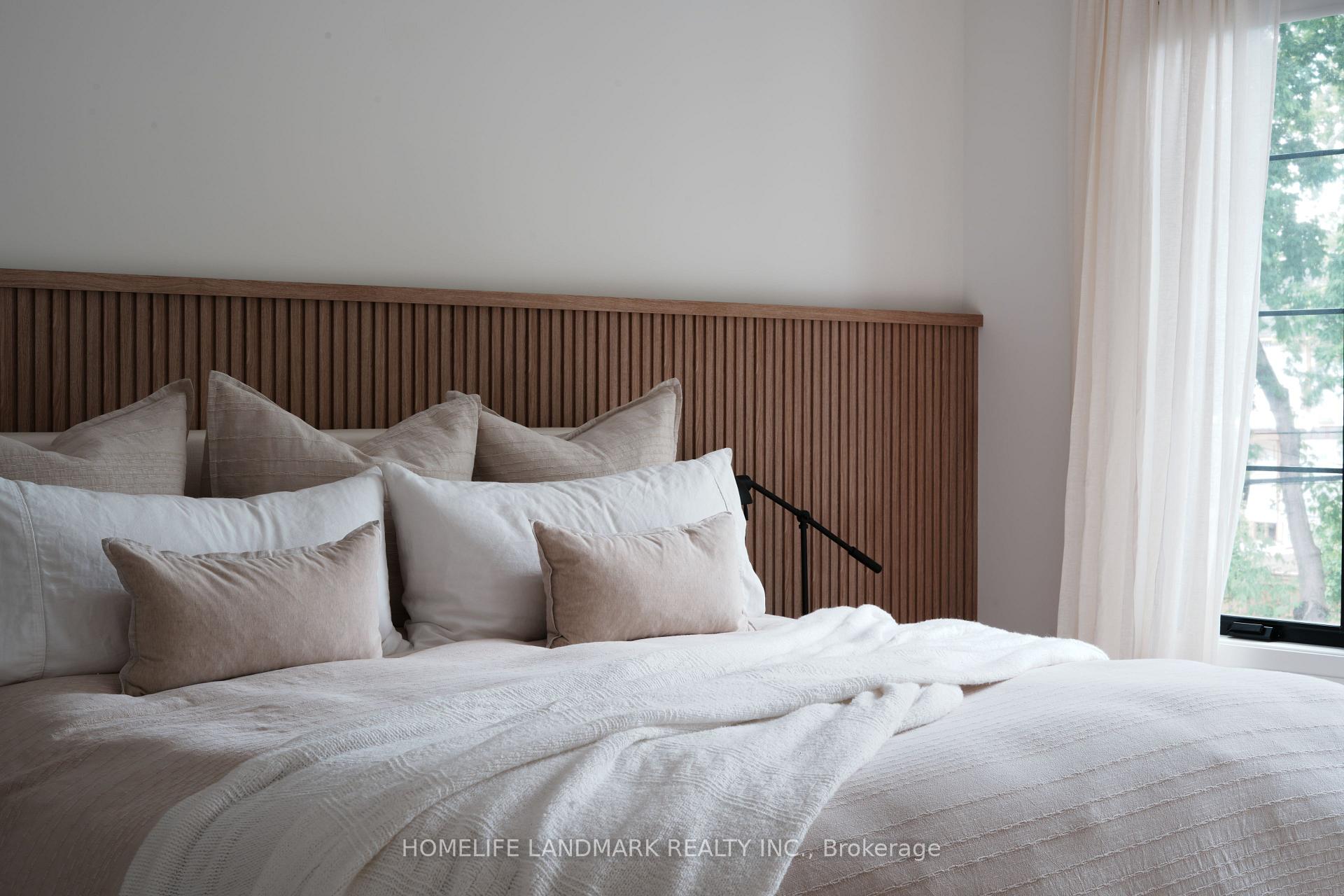 Photo 35 of 12 Bernice Avenue, Etobicoke, Stonegate-Queensway — HOMEH