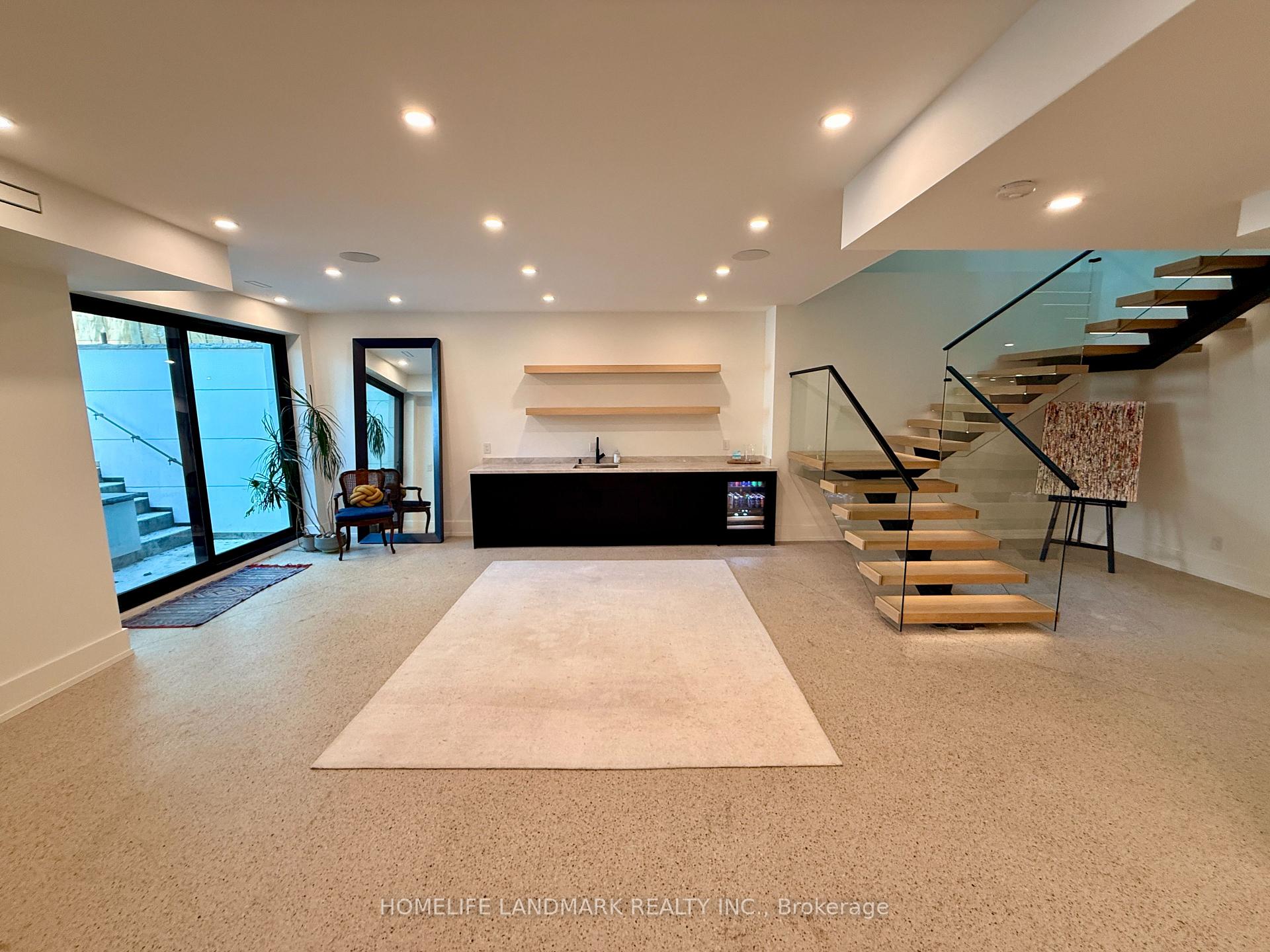 Photo 48 of 12 Bernice Avenue, Etobicoke, Stonegate-Queensway — HOMEH