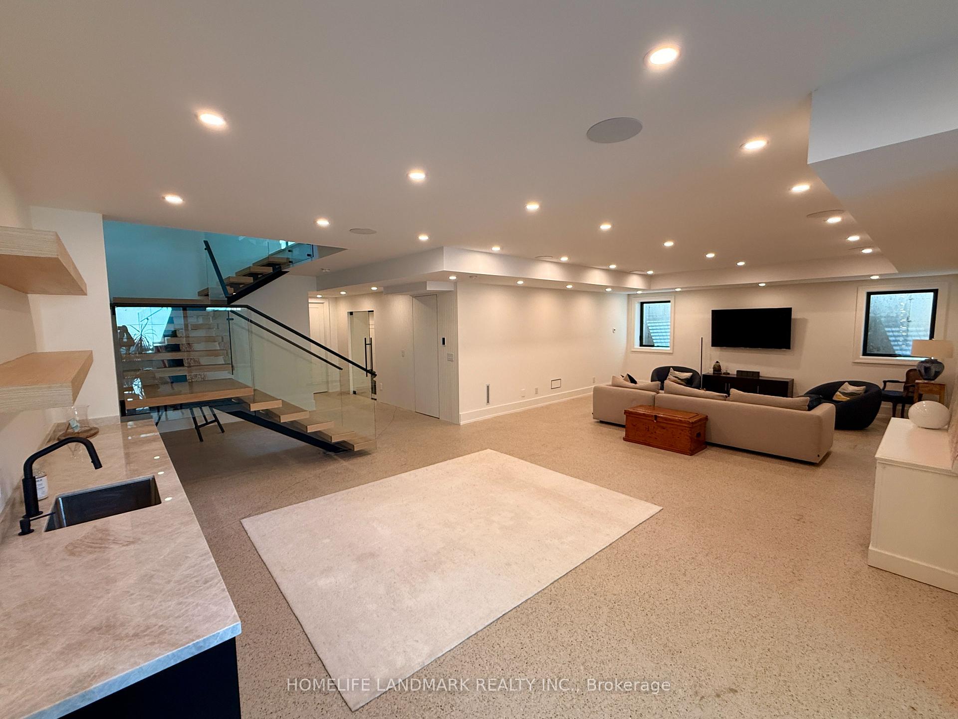 Photo 50 of 12 Bernice Avenue, Etobicoke, Stonegate-Queensway — HOMEH
