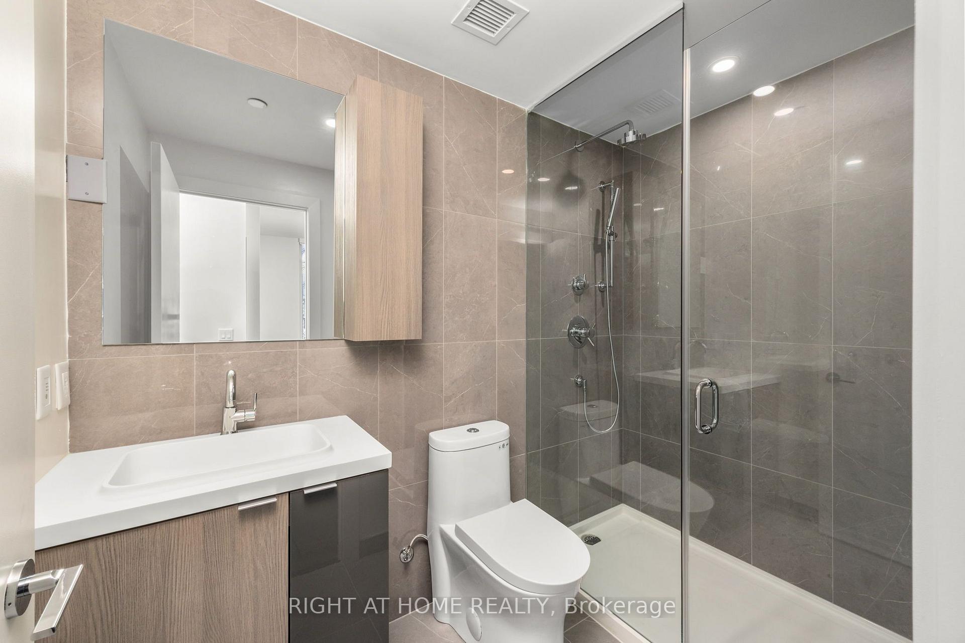 Photo 4 of Unit 3412, 35 Mercer Street, Toronto, Waterfront Communities — HOMEH