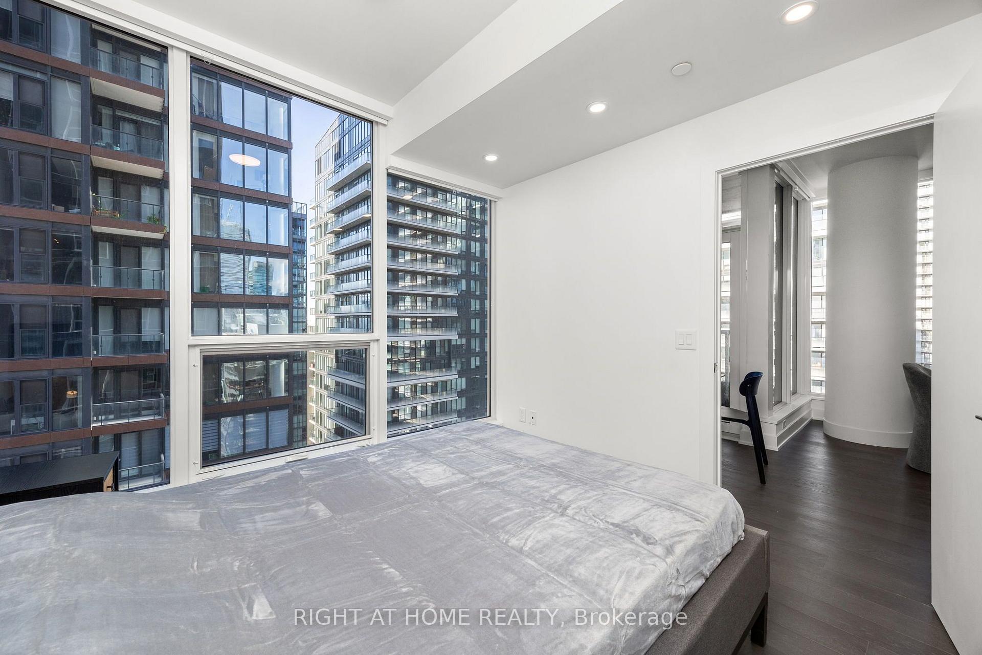 Photo 16 of Unit 3412, 35 Mercer Street, Toronto, Waterfront Communities — HOMEH