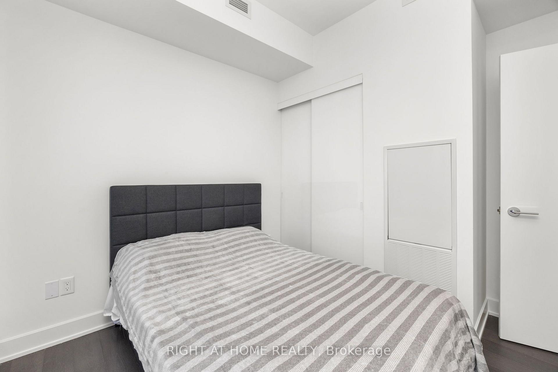 Photo 19 of Unit 3412, 35 Mercer Street, Toronto, Waterfront Communities — HOMEH