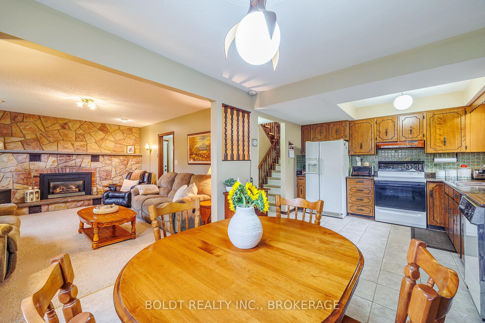 Photo 22 of 17 Chatham Road, St. Catharines, Carlton/Bunting — HOMEH
