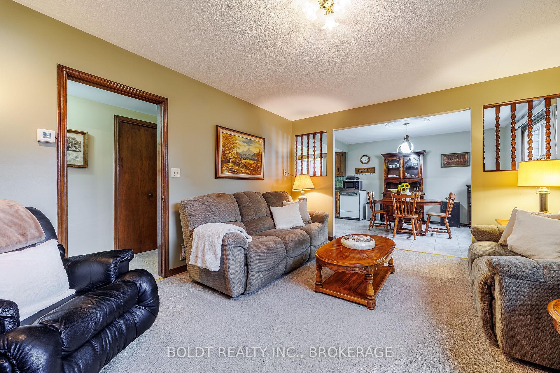 Photo 26 of 17 Chatham Road, St. Catharines, Carlton/Bunting — HOMEH
