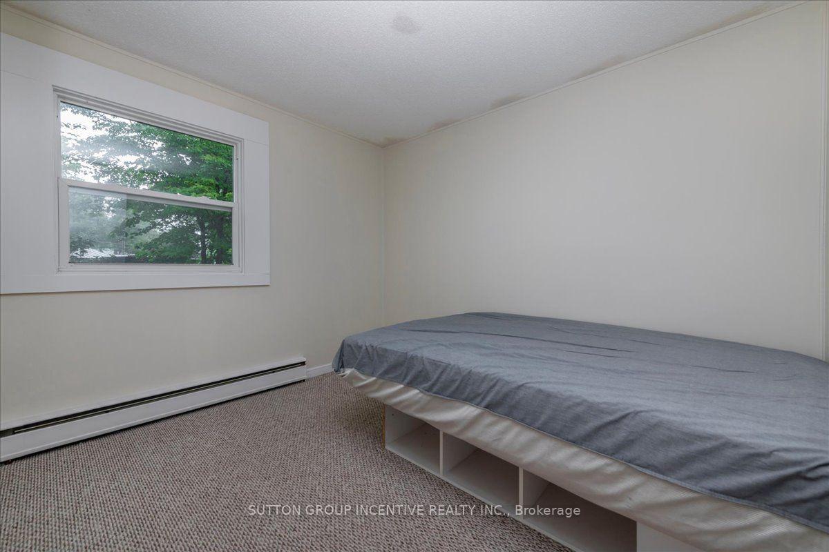 Photo 13 of 159 Toronto Street, Bracebridge — HOMEH