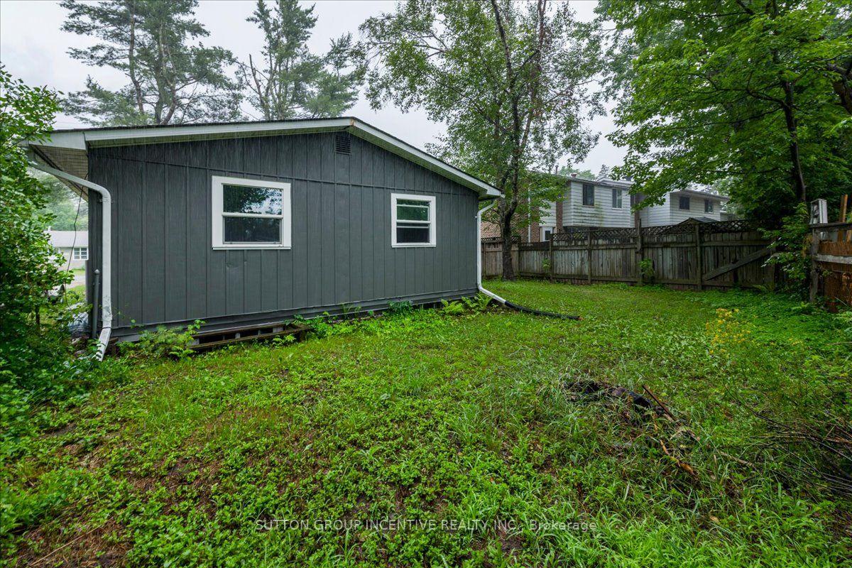 Photo 20 of 159 Toronto Street, Bracebridge — HOMEH