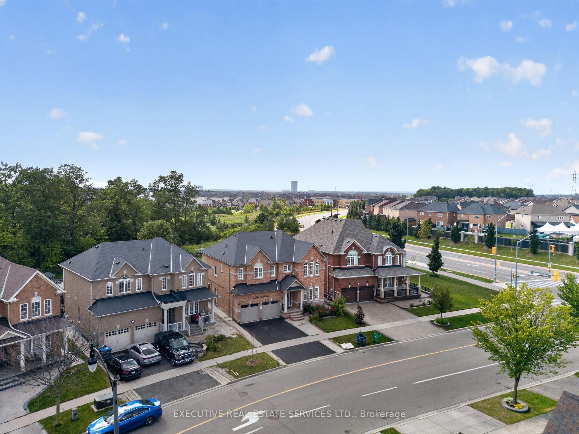 Photo 3 of Unit Upper, 4 Teal Crest Circle, Brampton, Credit Valley — HOMEH