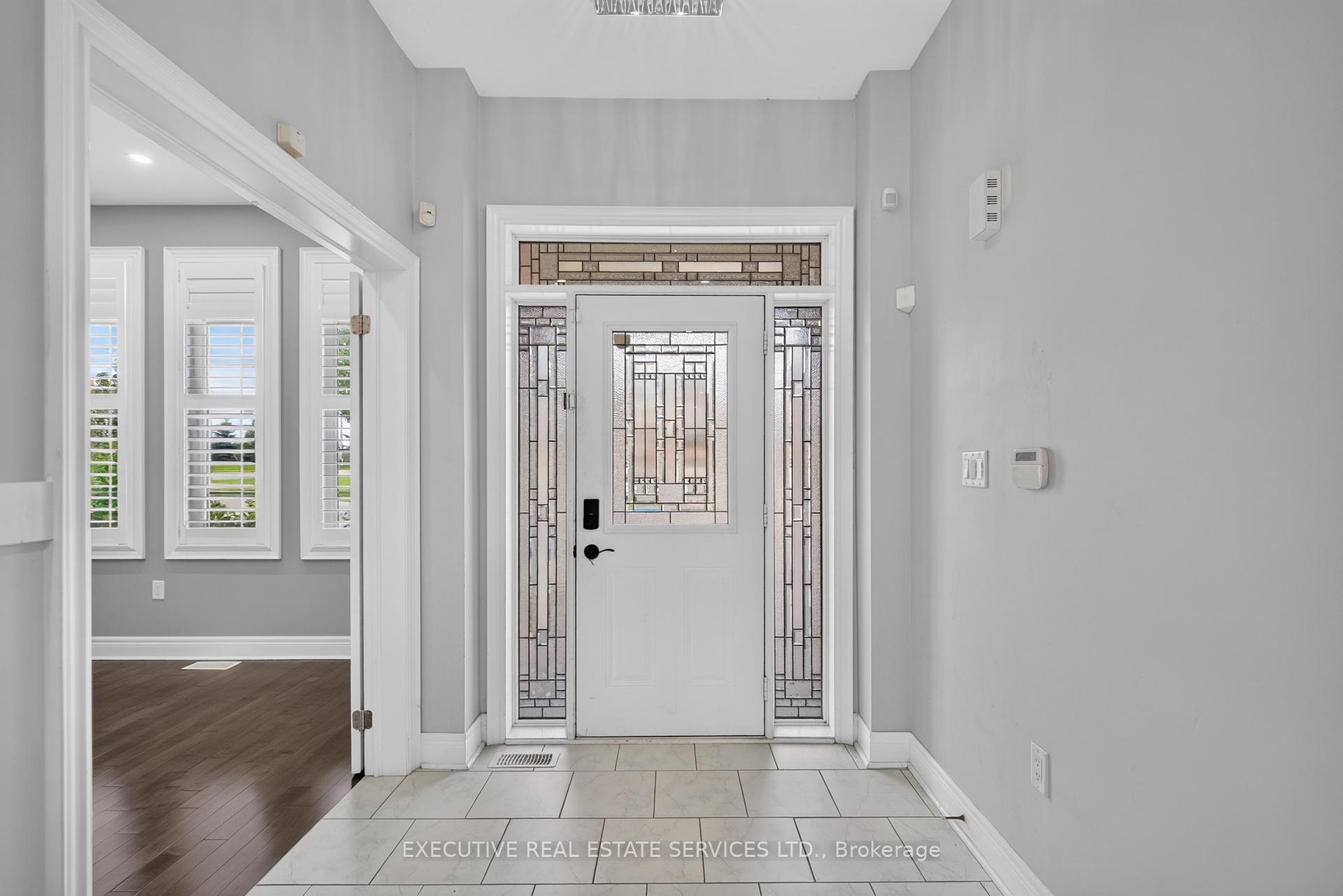 Photo 7 of Unit Upper, 4 Teal Crest Circle, Brampton, Credit Valley — HOMEH