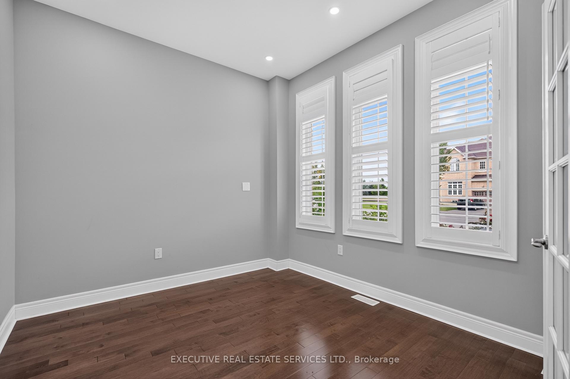 Photo 9 of Unit Upper, 4 Teal Crest Circle, Brampton, Credit Valley — HOMEH