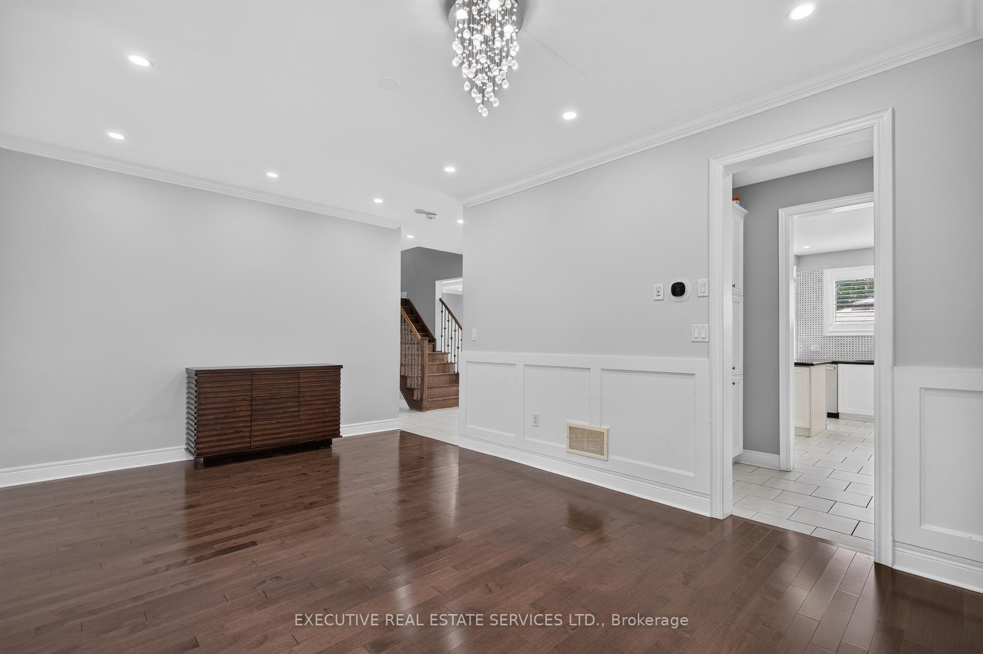 Photo 13 of Unit Upper, 4 Teal Crest Circle, Brampton, Credit Valley — HOMEH