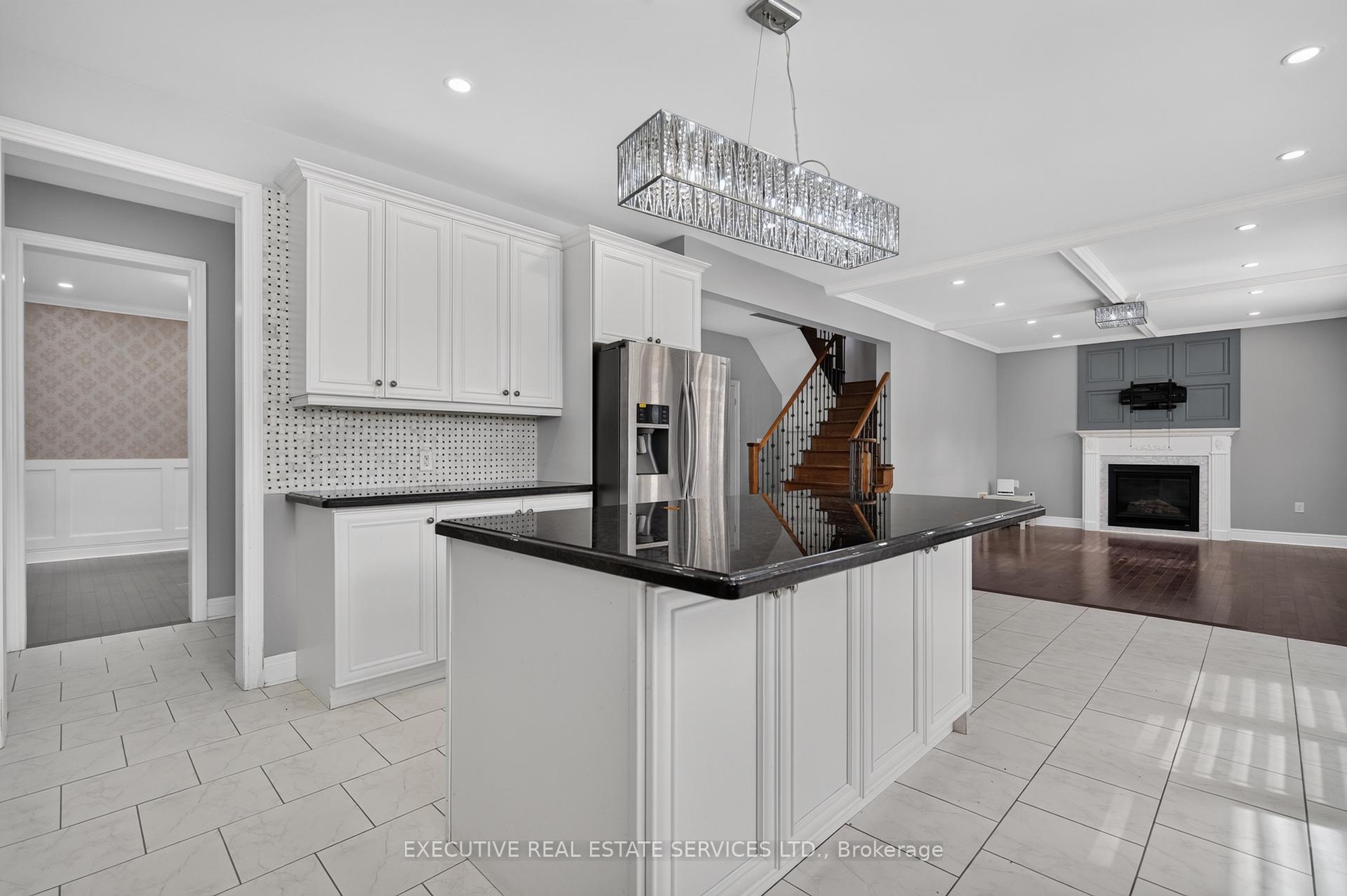 Photo 16 of Unit Upper, 4 Teal Crest Circle, Brampton, Credit Valley — HOMEH
