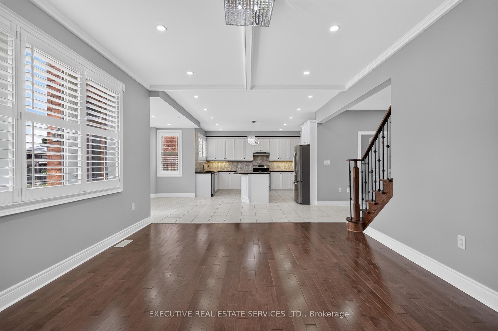 Photo 19 of Unit Upper, 4 Teal Crest Circle, Brampton, Credit Valley — HOMEH