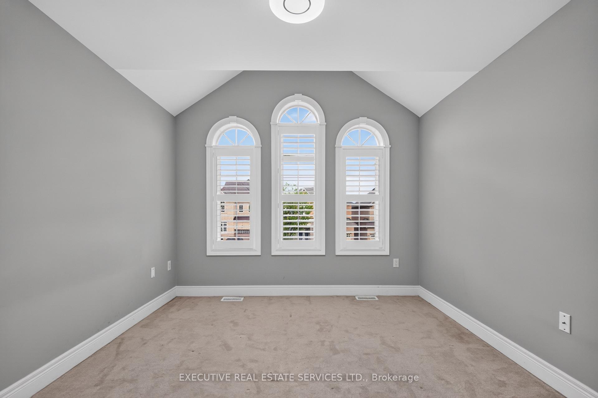 Photo 37 of Unit Upper, 4 Teal Crest Circle, Brampton, Credit Valley — HOMEH