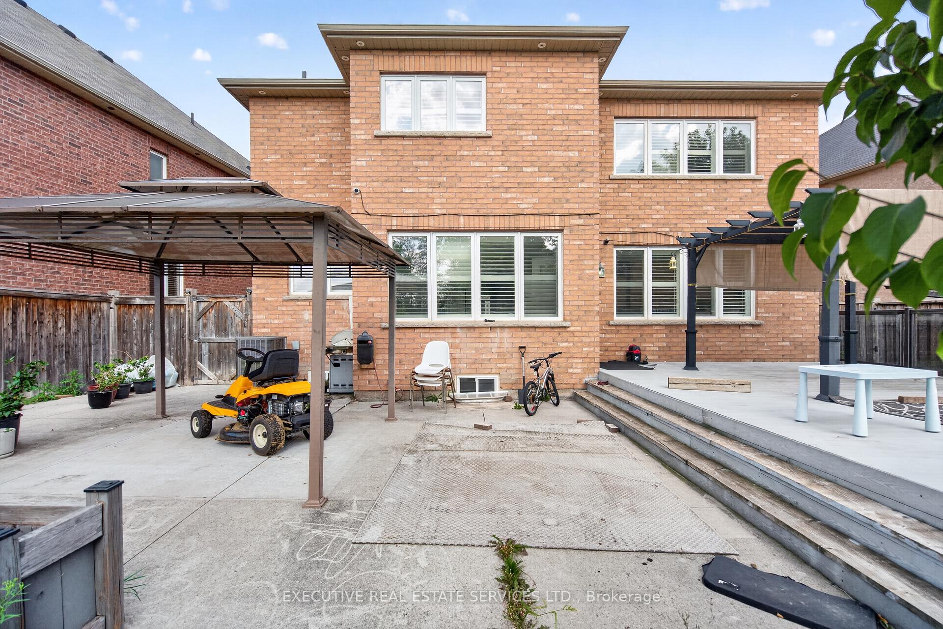 Photo 43 of Unit Upper, 4 Teal Crest Circle, Brampton, Credit Valley — HOMEH