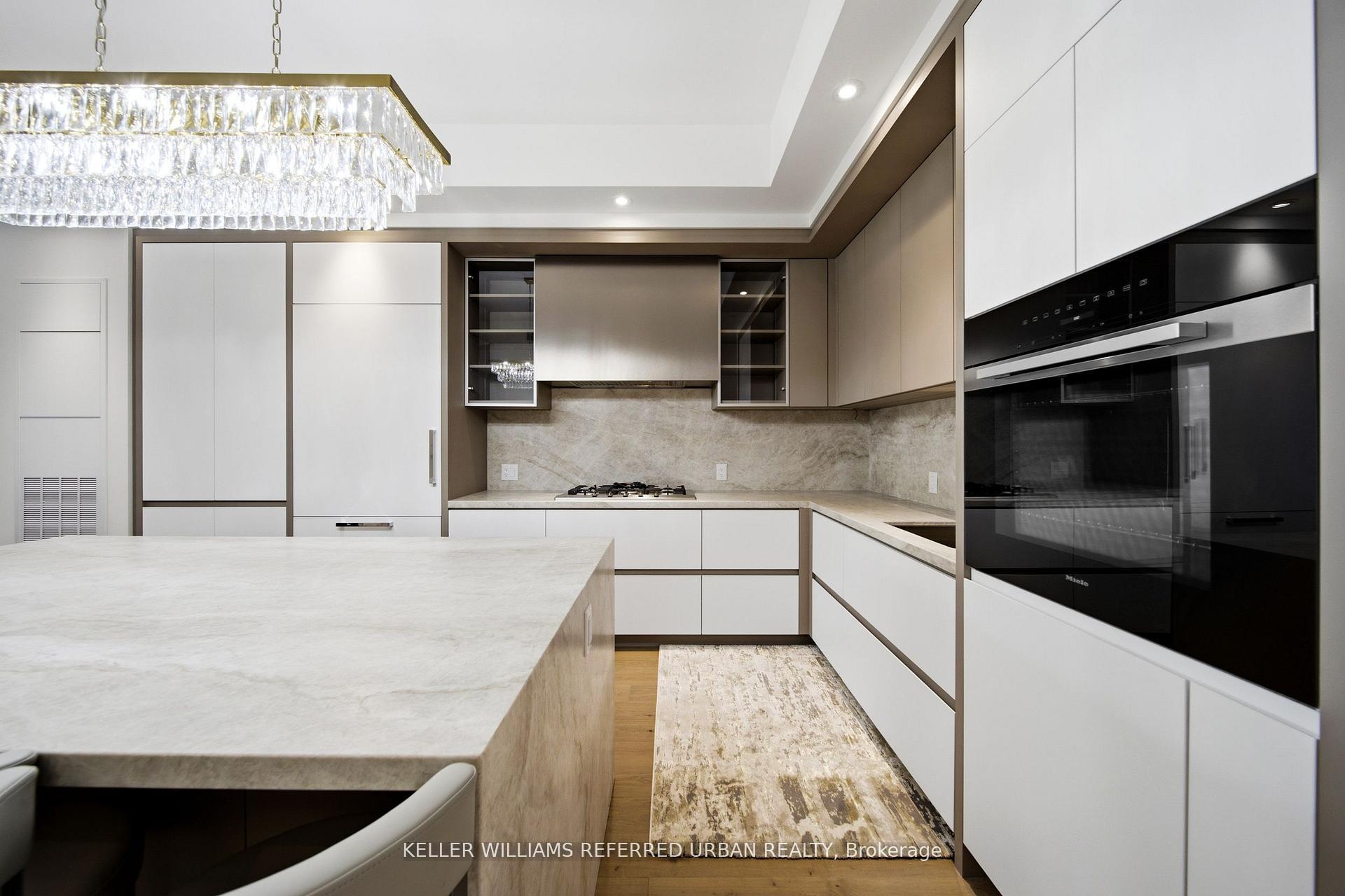 Photo 12 of Unit 313, 2 Forest Hill Road, Toronto, Forest Hill South — HOMEH