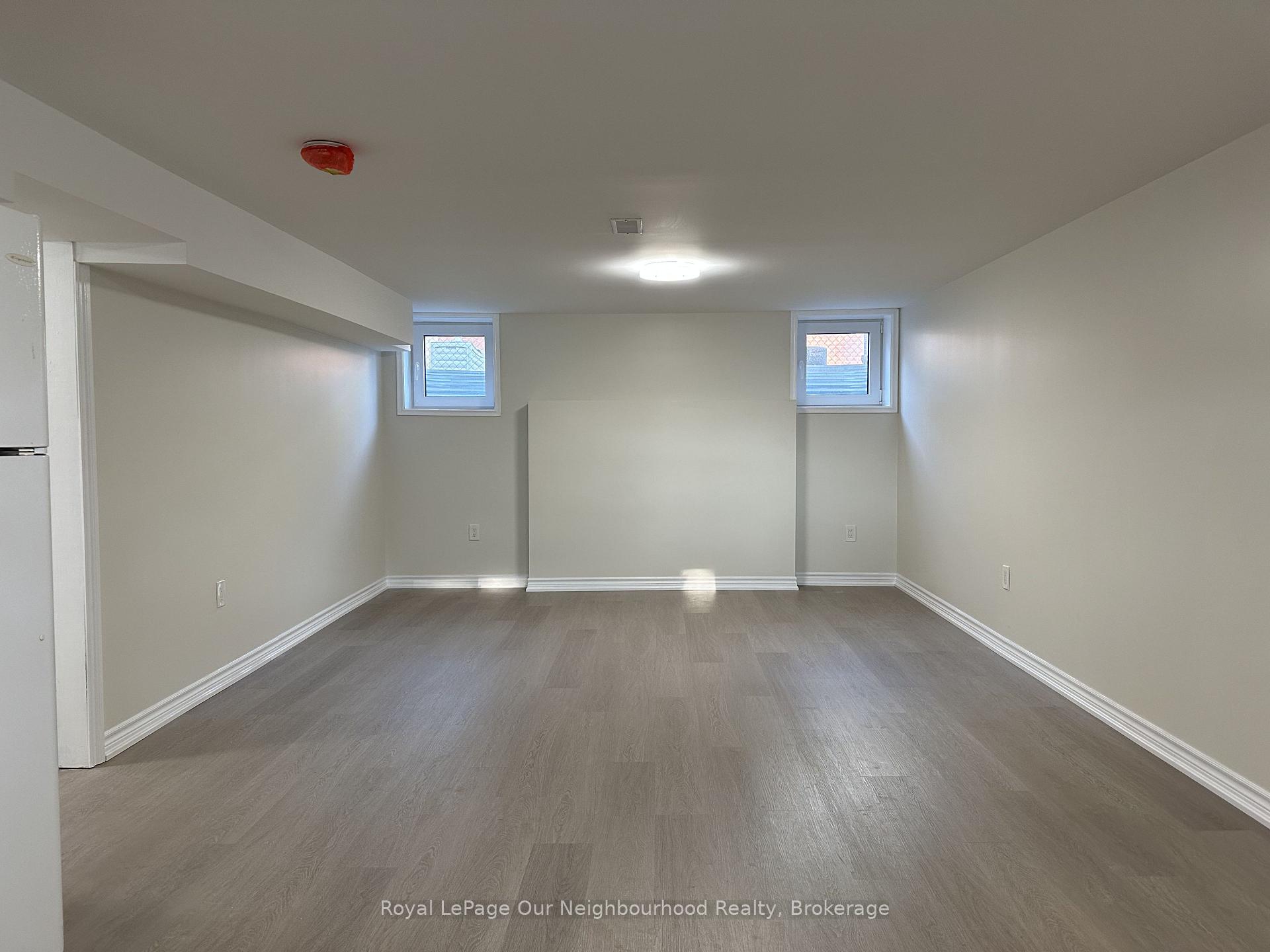 Photo 4 of Unit Bsmt, 122 Sanderling Crescent, Kawartha Lakes, Lindsay — HOMEH