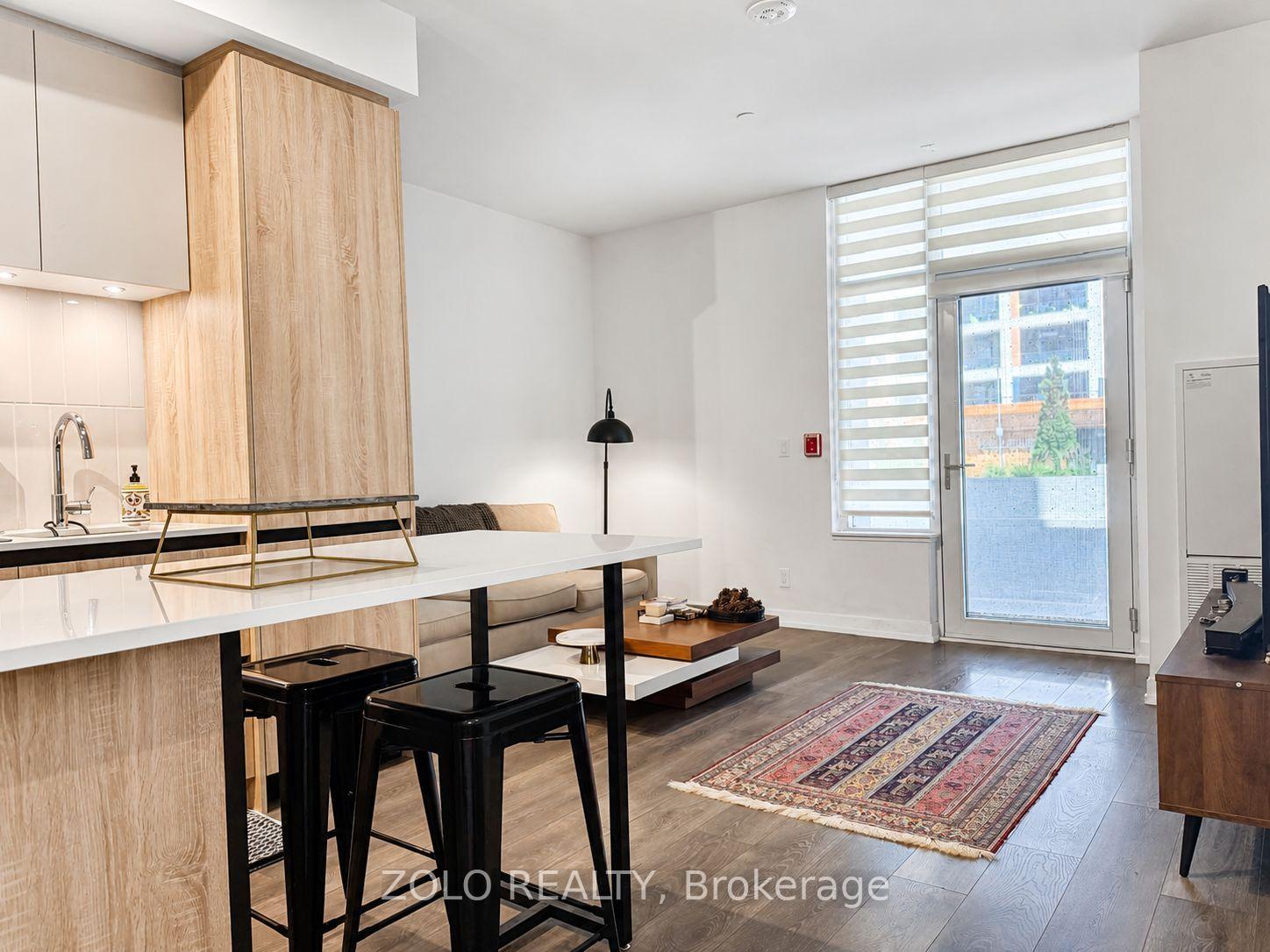 Photo 2 of Unit 121, 8 Beverley Glen Boulevard, Vaughan, Beverley Glen — HOMEH