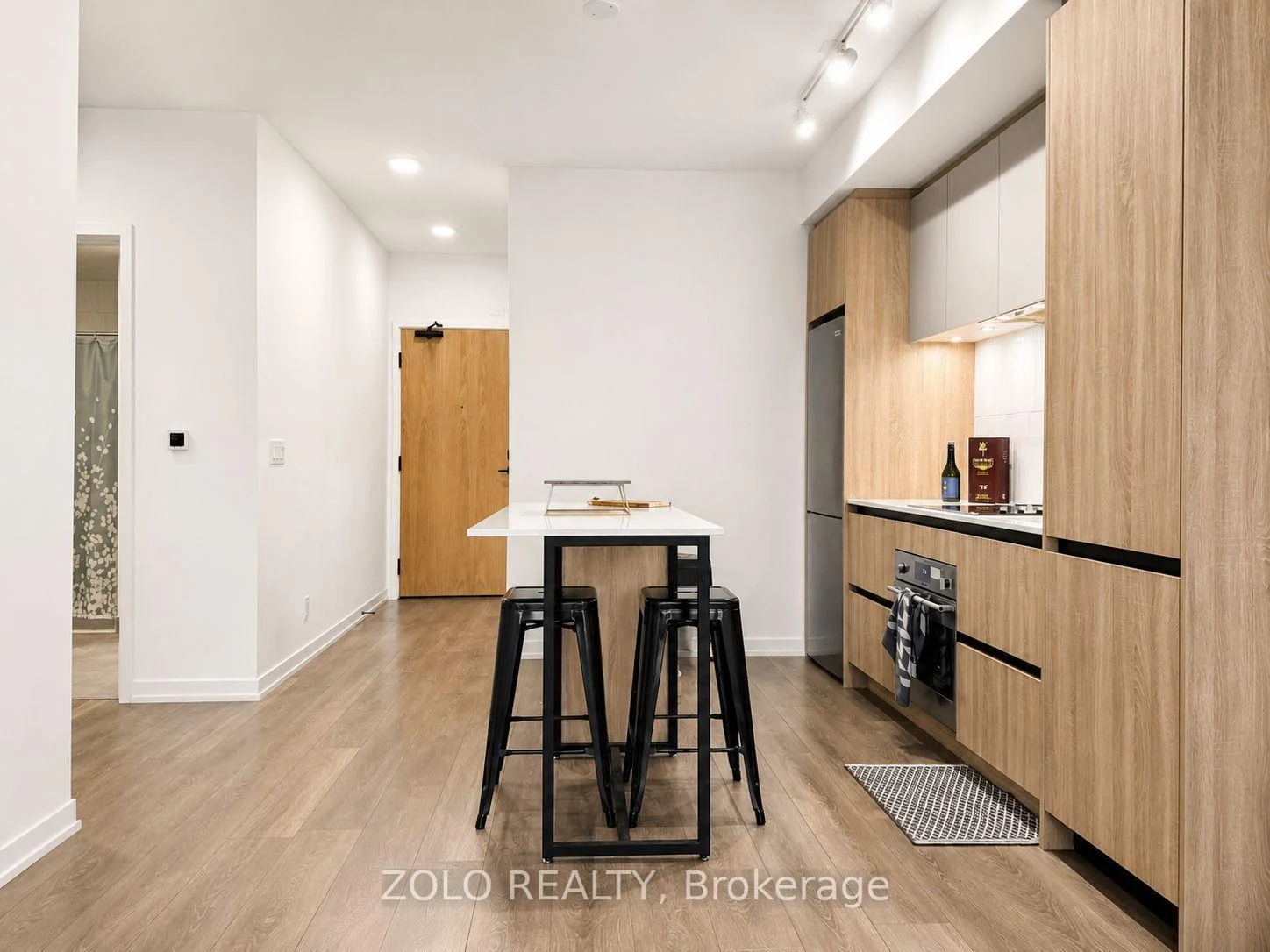 Photo 8 of Unit 121, 8 Beverley Glen Boulevard, Vaughan, Beverley Glen — HOMEH