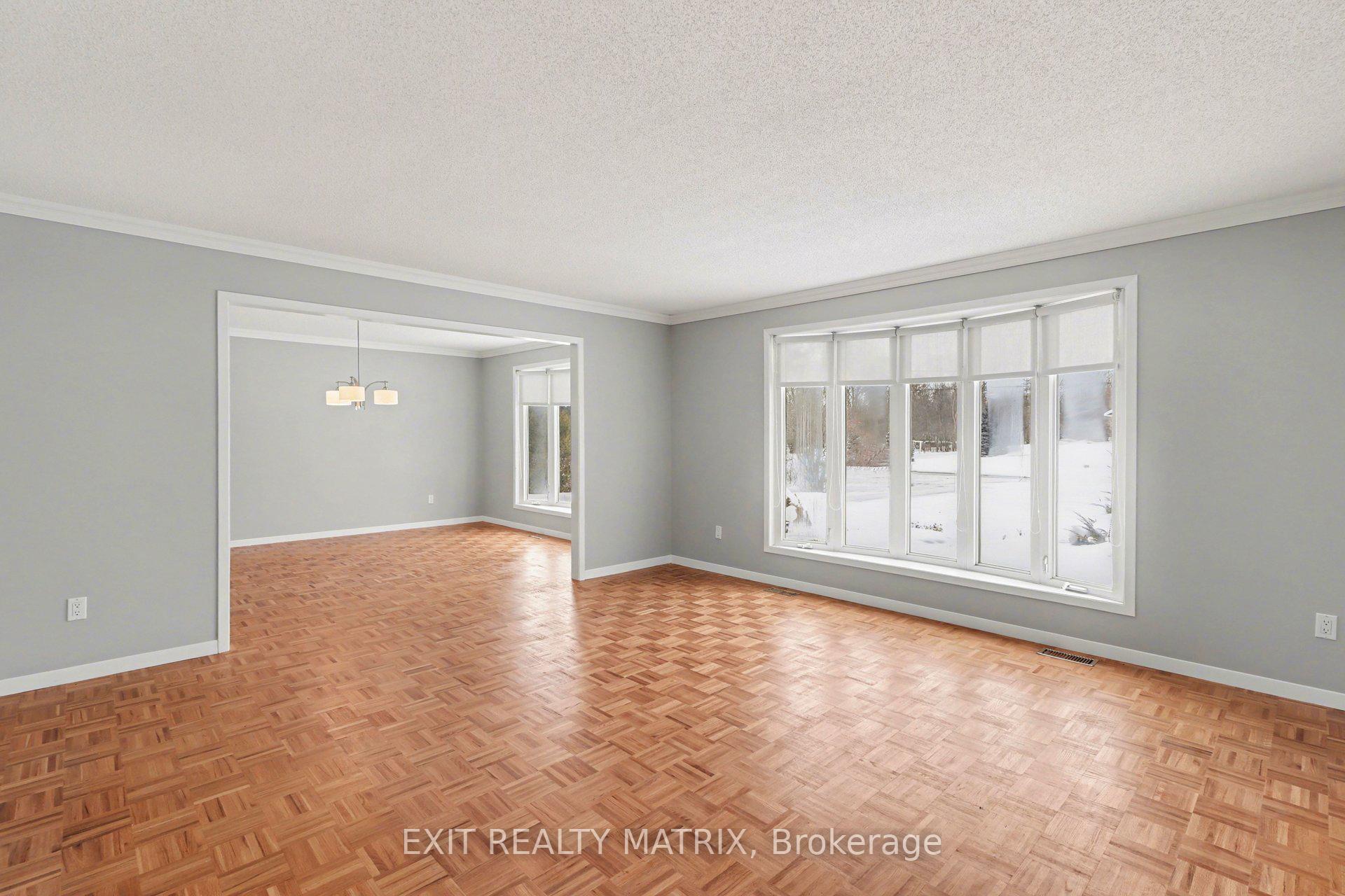 Photo 9 of 8329 Rodney Farm Drive, Ottawa, Osgoode Twp North of Reg Rd 6 — HOMEH