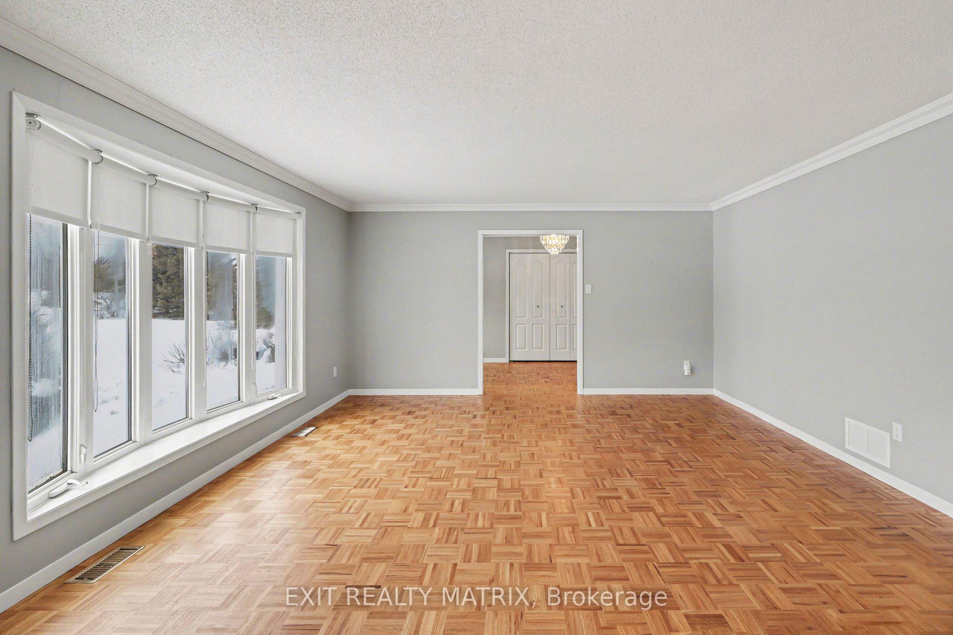 Photo 15 of 8329 Rodney Farm Drive, Ottawa, Osgoode Twp North of Reg Rd 6 — HOMEH