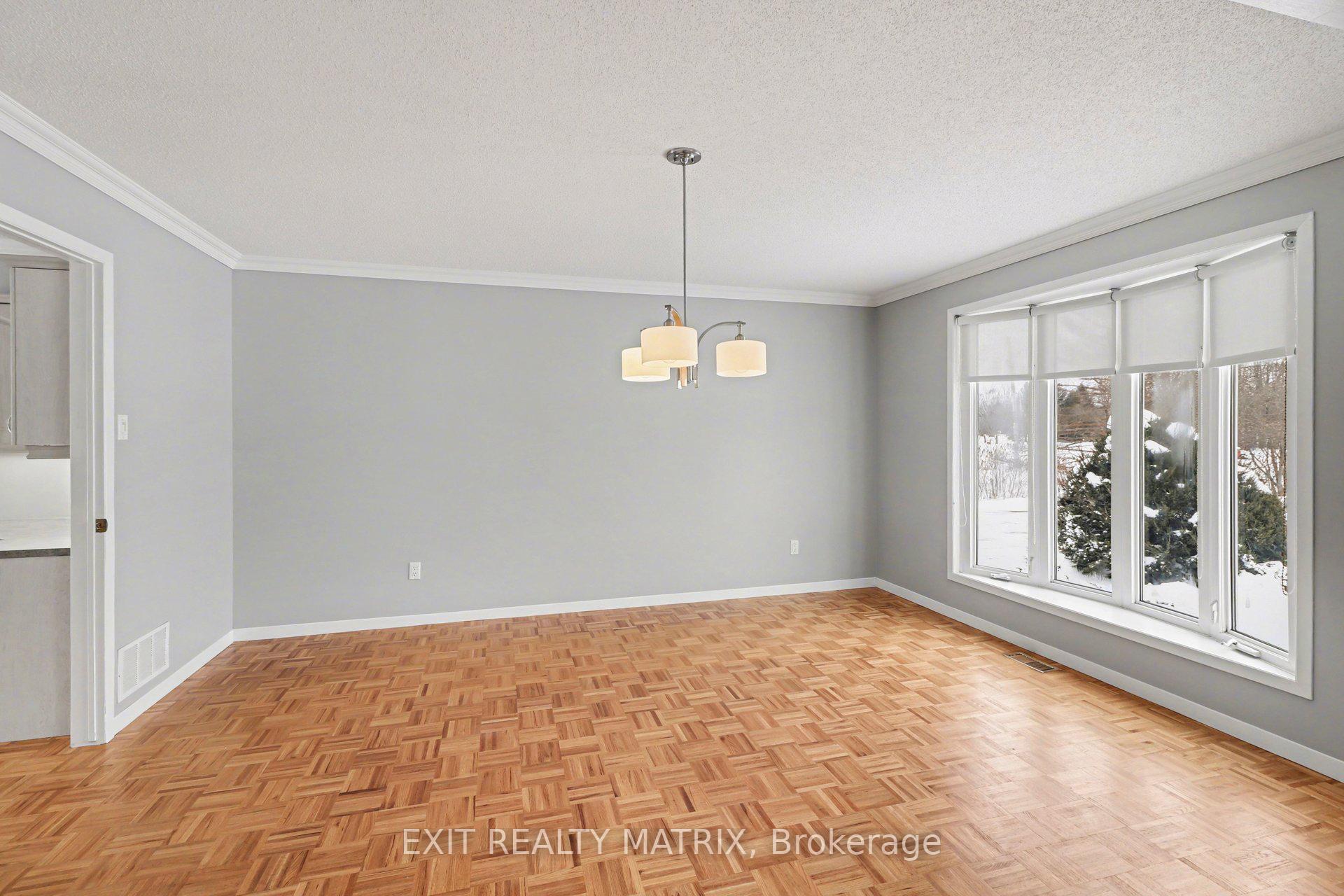 Photo 21 of 8329 Rodney Farm Drive, Ottawa, Osgoode Twp North of Reg Rd 6 — HOMEH