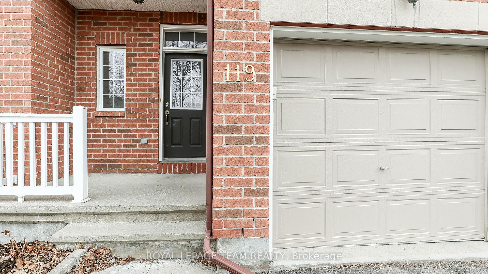 Photo 3 of 119 Bridgestone Drive, Ottawa, Kanata - Emerald Meadows/Trailwest — HOMEH