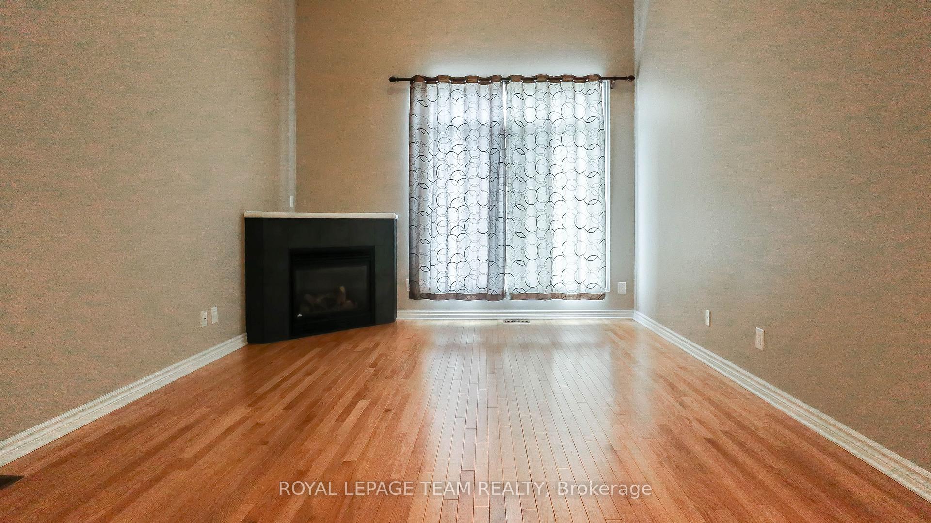 Photo 24 of 119 Bridgestone Drive, Ottawa, Kanata - Emerald Meadows/Trailwest — HOMEH