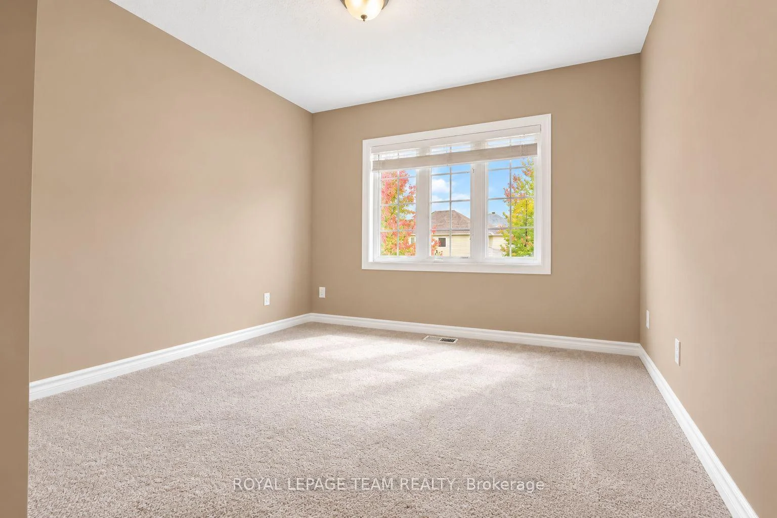Photo 29 of 119 Bridgestone Drive, Ottawa, Kanata - Emerald Meadows/Trailwest — HOMEH