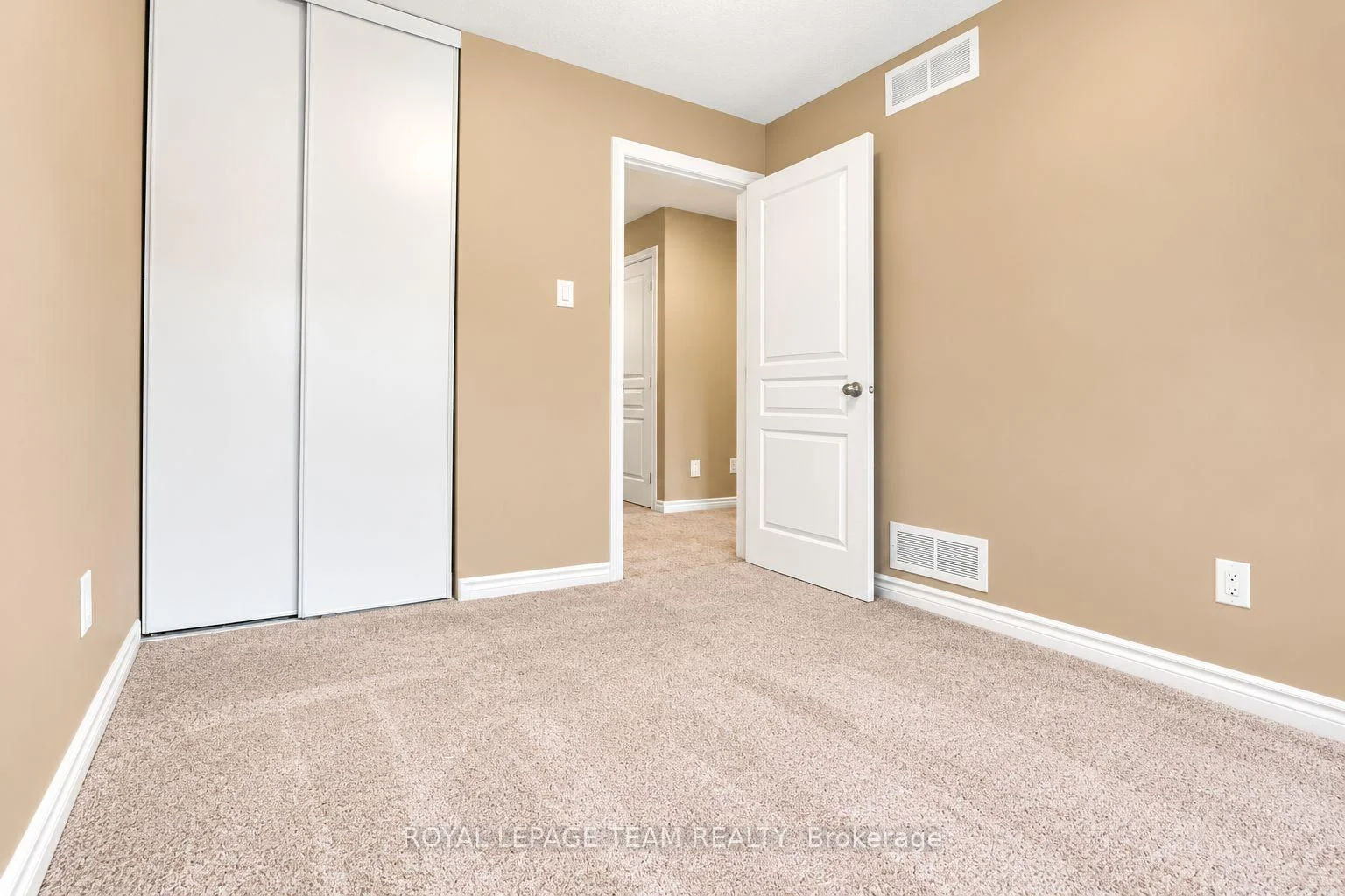 Photo 37 of 119 Bridgestone Drive, Ottawa, Kanata - Emerald Meadows/Trailwest — HOMEH