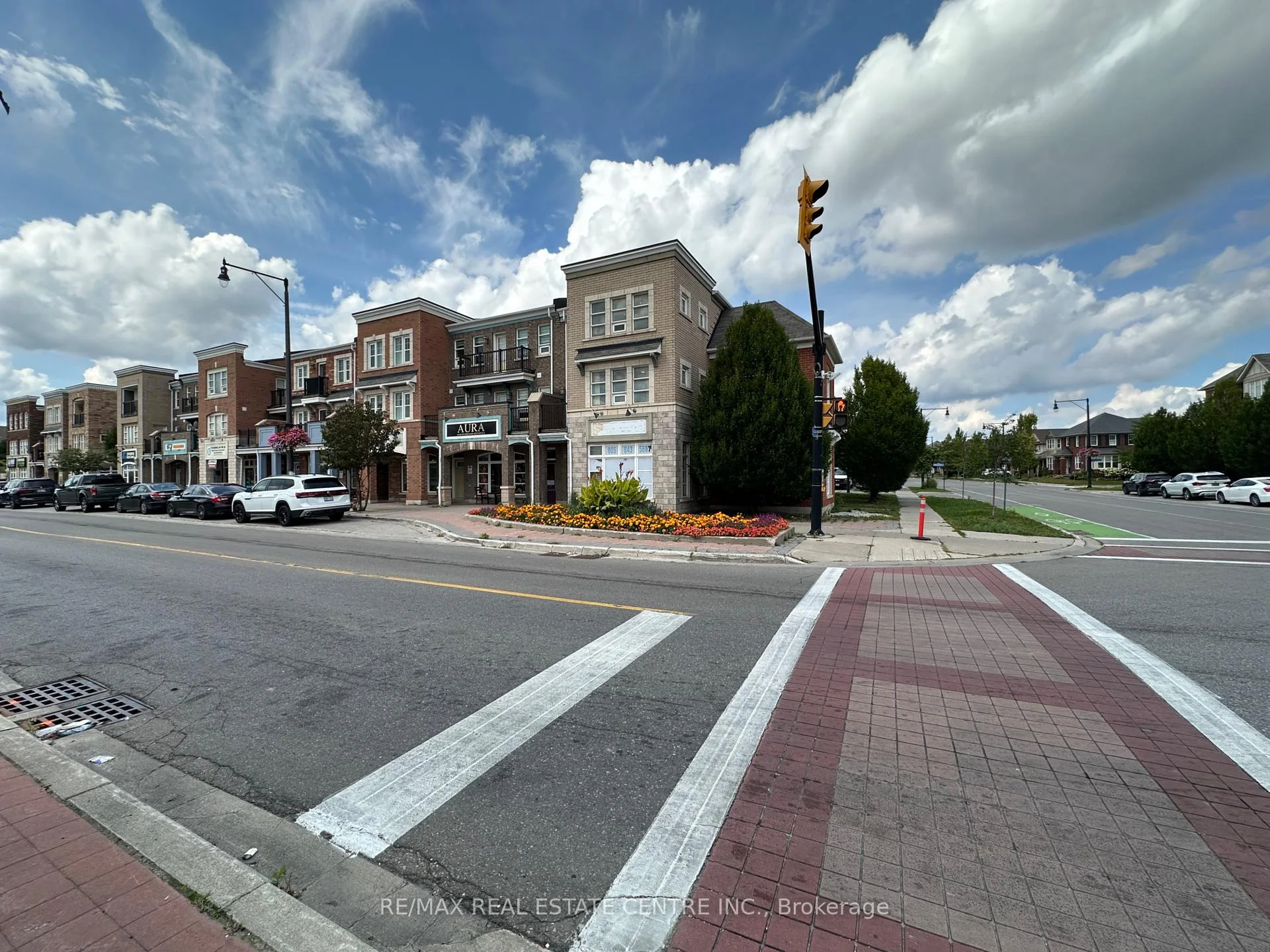 Photo 6 of 52 Commuter Drive, Brampton, Northwest Brampton — HOMEH