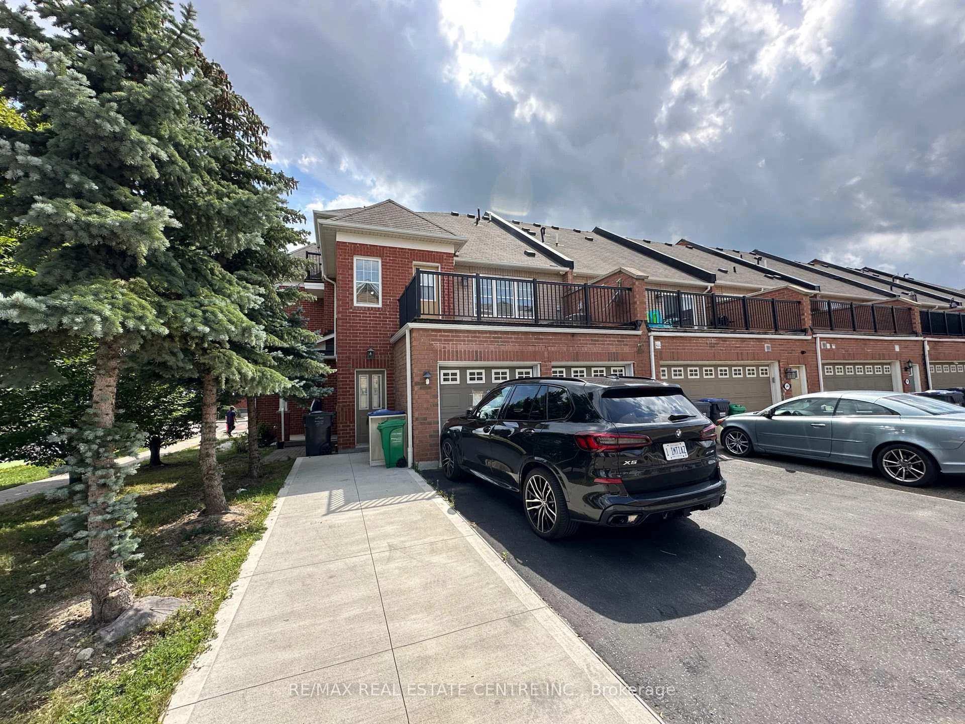 Photo 8 of 52 Commuter Drive, Brampton, Northwest Brampton — HOMEH