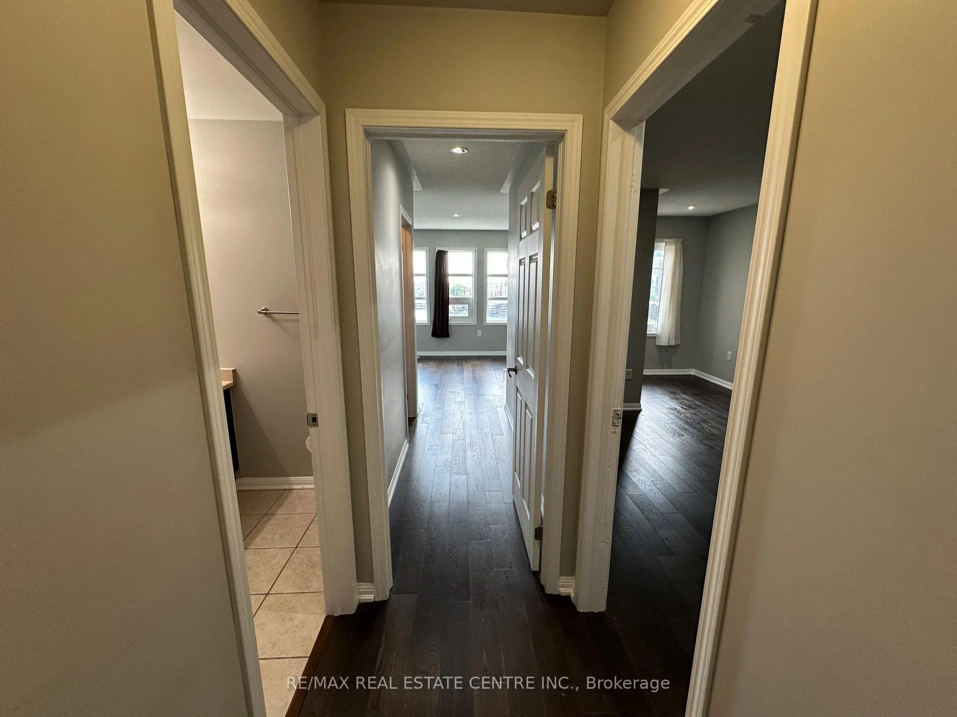 Photo 33 of 52 Commuter Drive, Brampton, Northwest Brampton — HOMEH