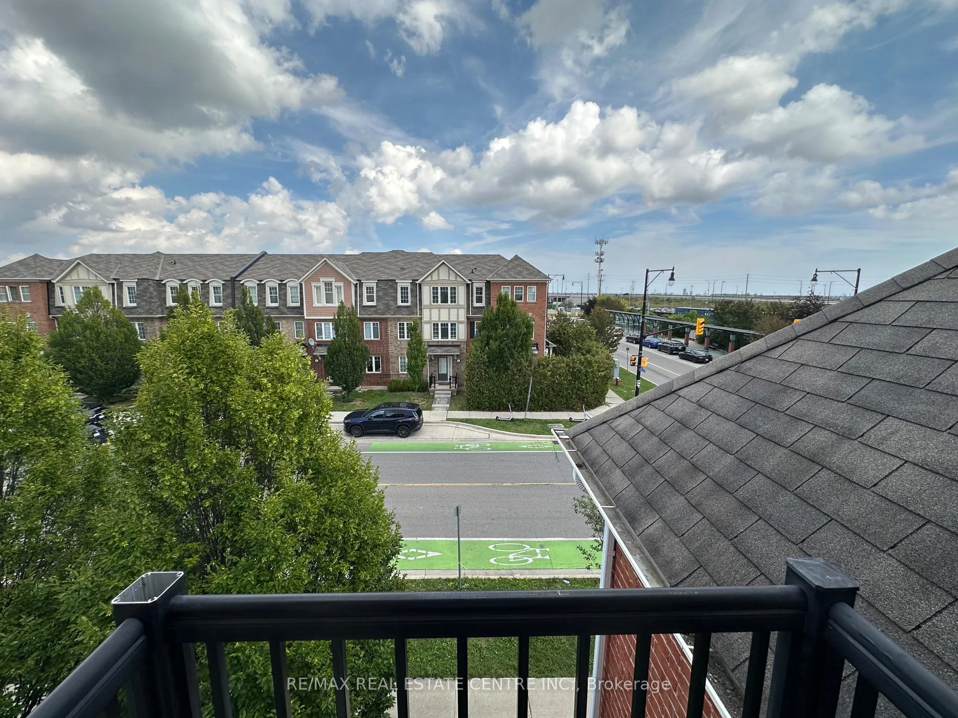 Photo 45 of 52 Commuter Drive, Brampton, Northwest Brampton — HOMEH