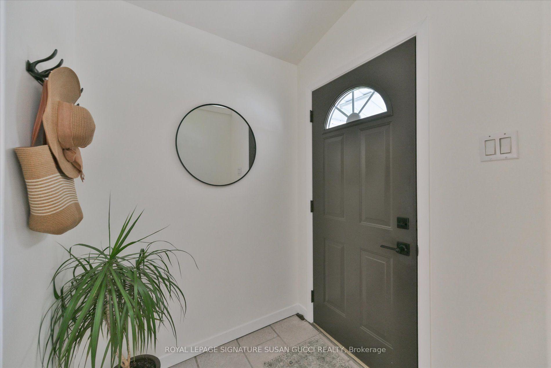 Photo 8 of 2 Sutherland Avenue, Toronto, Crescent Town — HOMEH