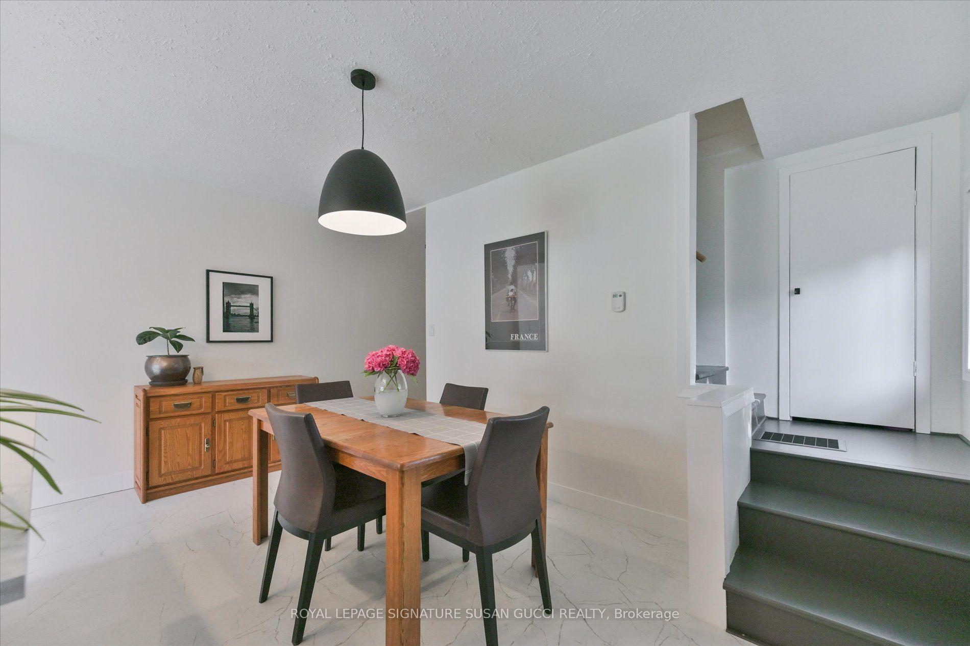 Photo 14 of 2 Sutherland Avenue, Toronto, Crescent Town — HOMEH