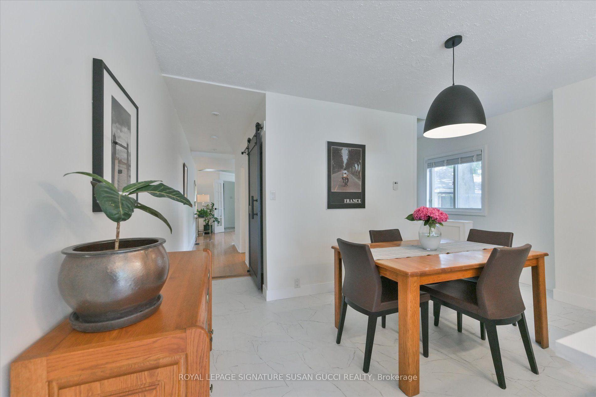 Photo 15 of 2 Sutherland Avenue, Toronto, Crescent Town — HOMEH