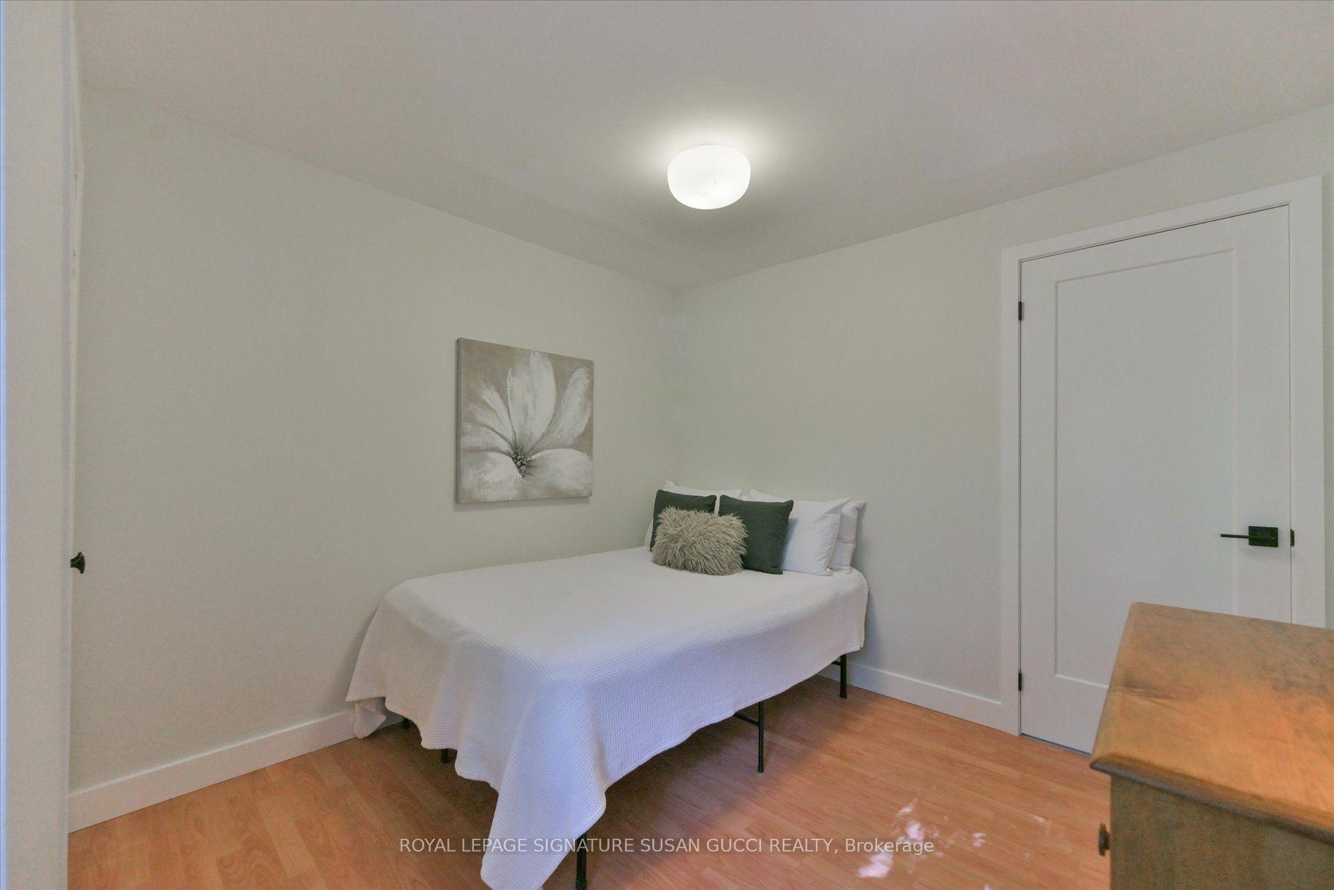 Photo 30 of 2 Sutherland Avenue, Toronto, Crescent Town — HOMEH
