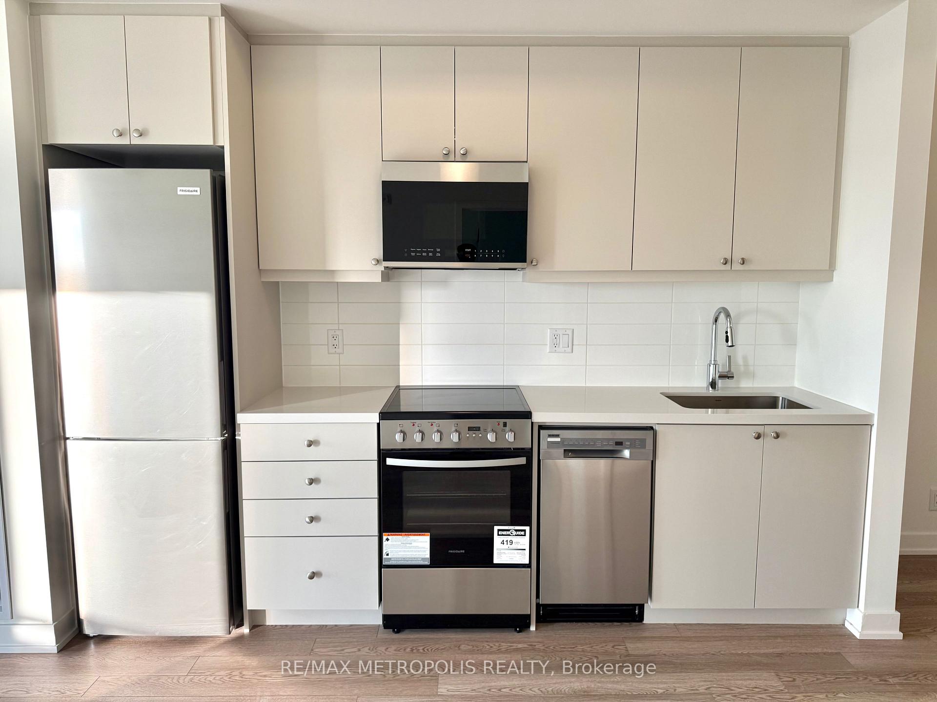 Photo 9 of Unit 814, 51 Clarington Boulevard, Clarington, Bowmanville — HOMEH