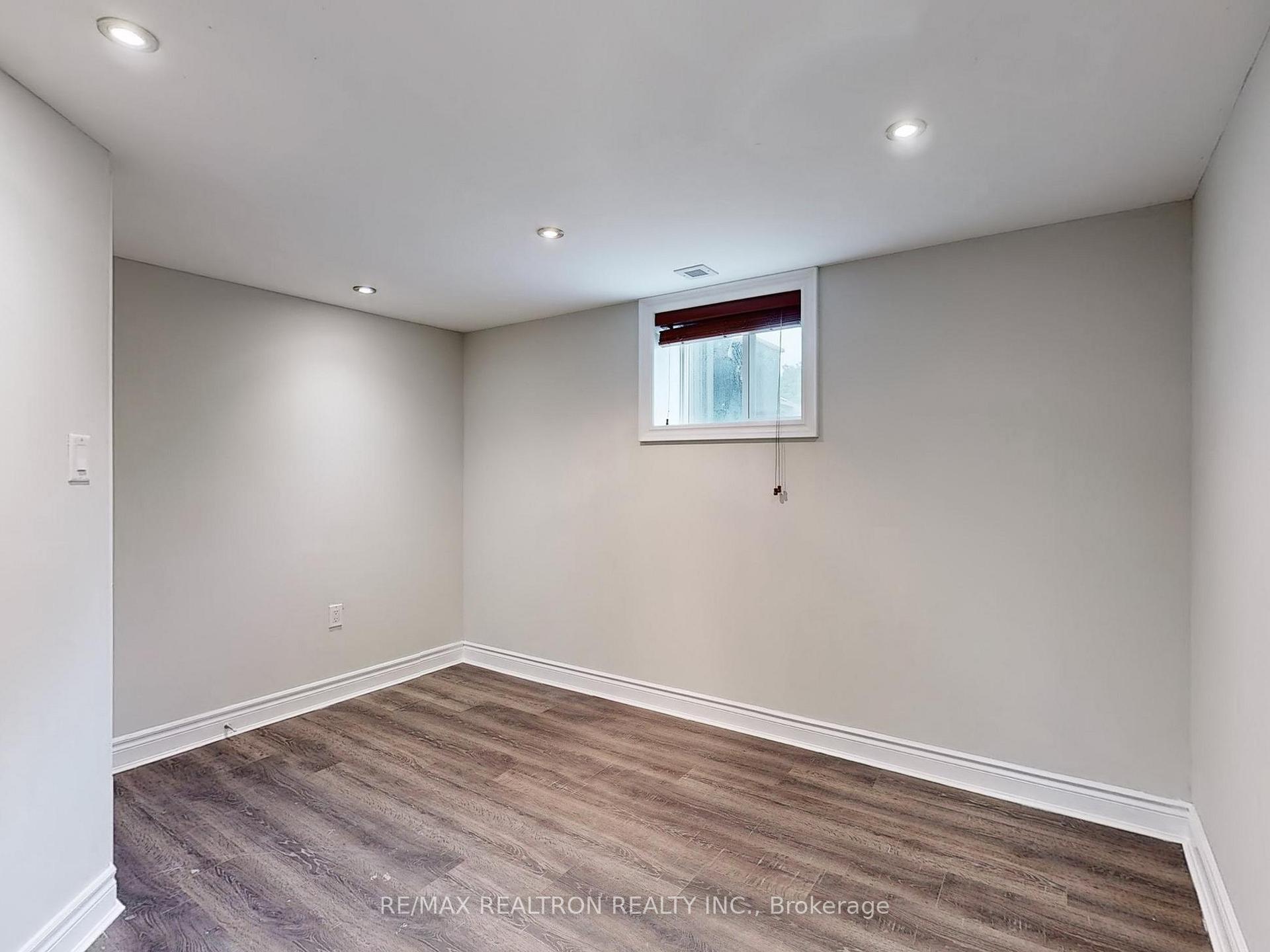 Photo 15 of Unit Bsmt, 49 Exbury Road, North York, Downsview-Roding-CFB — HOMEH