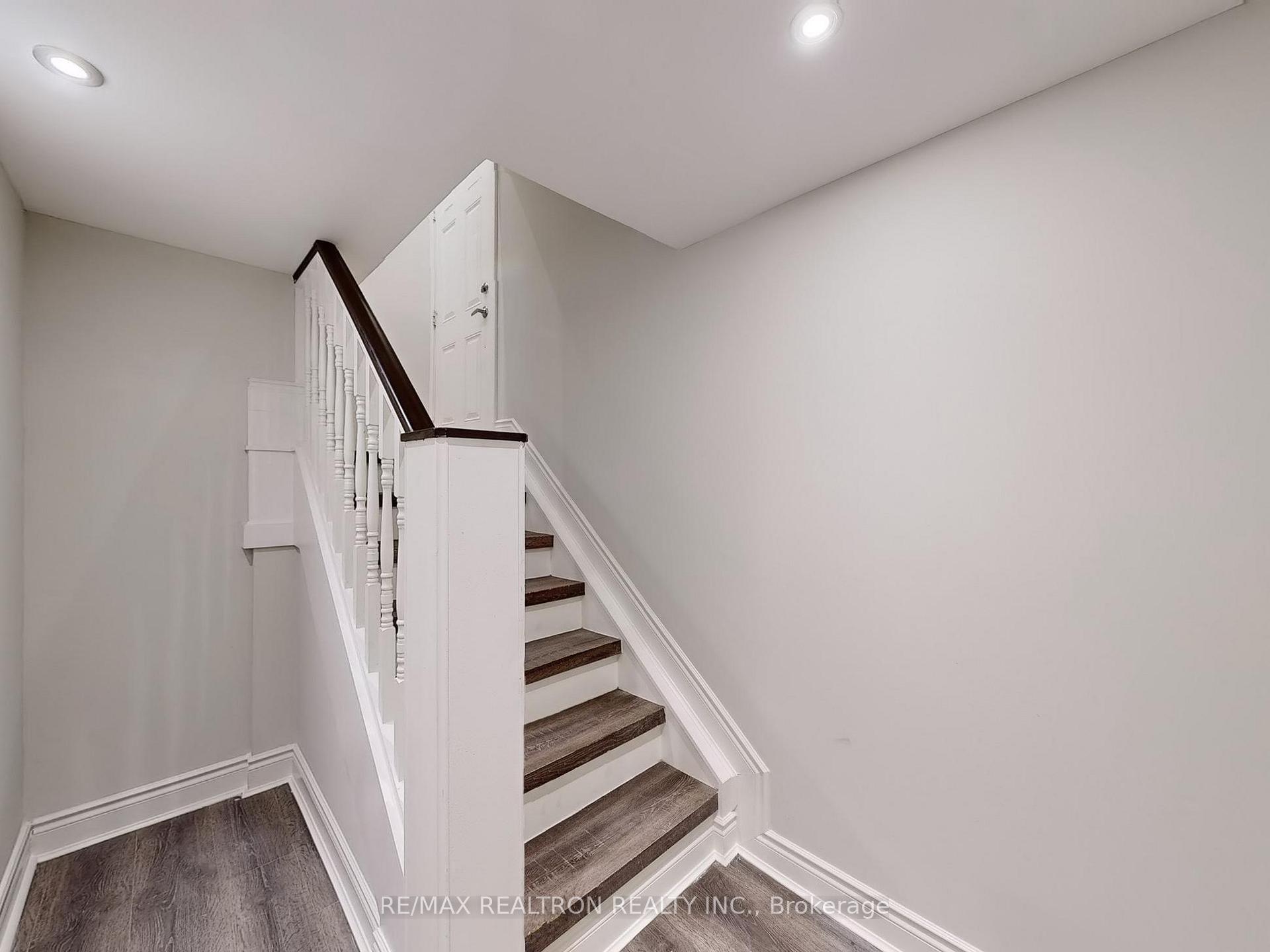 Photo 25 of Unit Bsmt, 49 Exbury Road, North York, Downsview-Roding-CFB — HOMEH