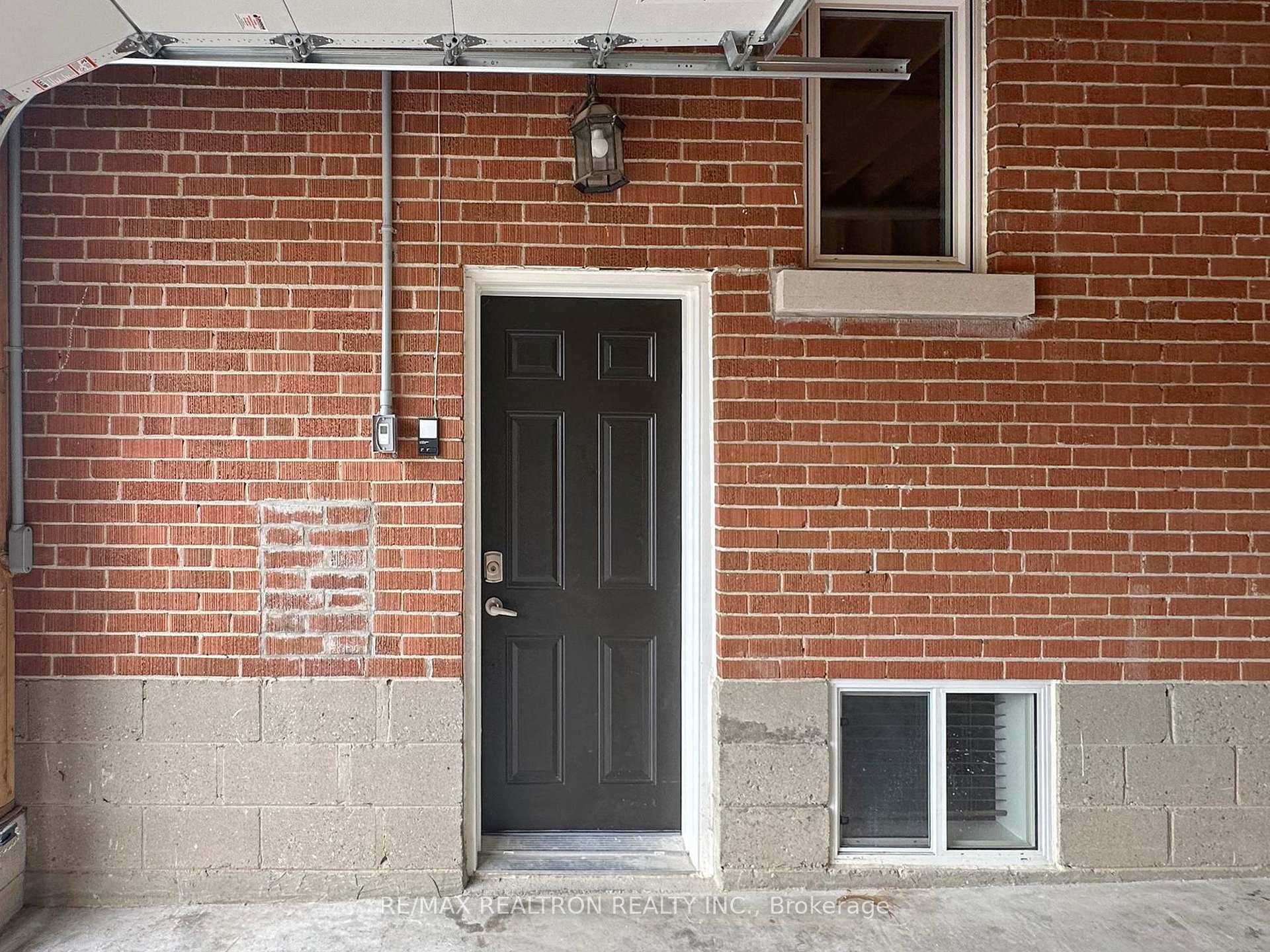 Photo 28 of Unit Bsmt, 49 Exbury Road, North York, Downsview-Roding-CFB — HOMEH