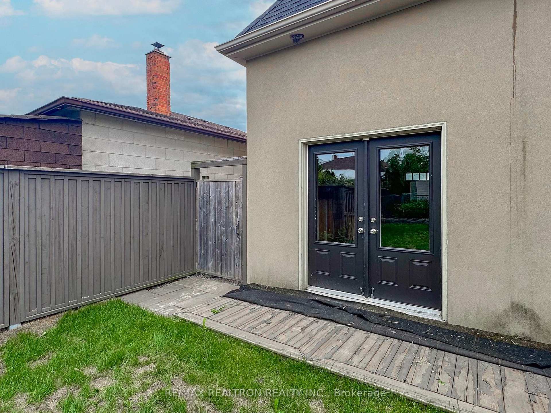 Photo 30 of Unit Bsmt, 49 Exbury Road, North York, Downsview-Roding-CFB — HOMEH